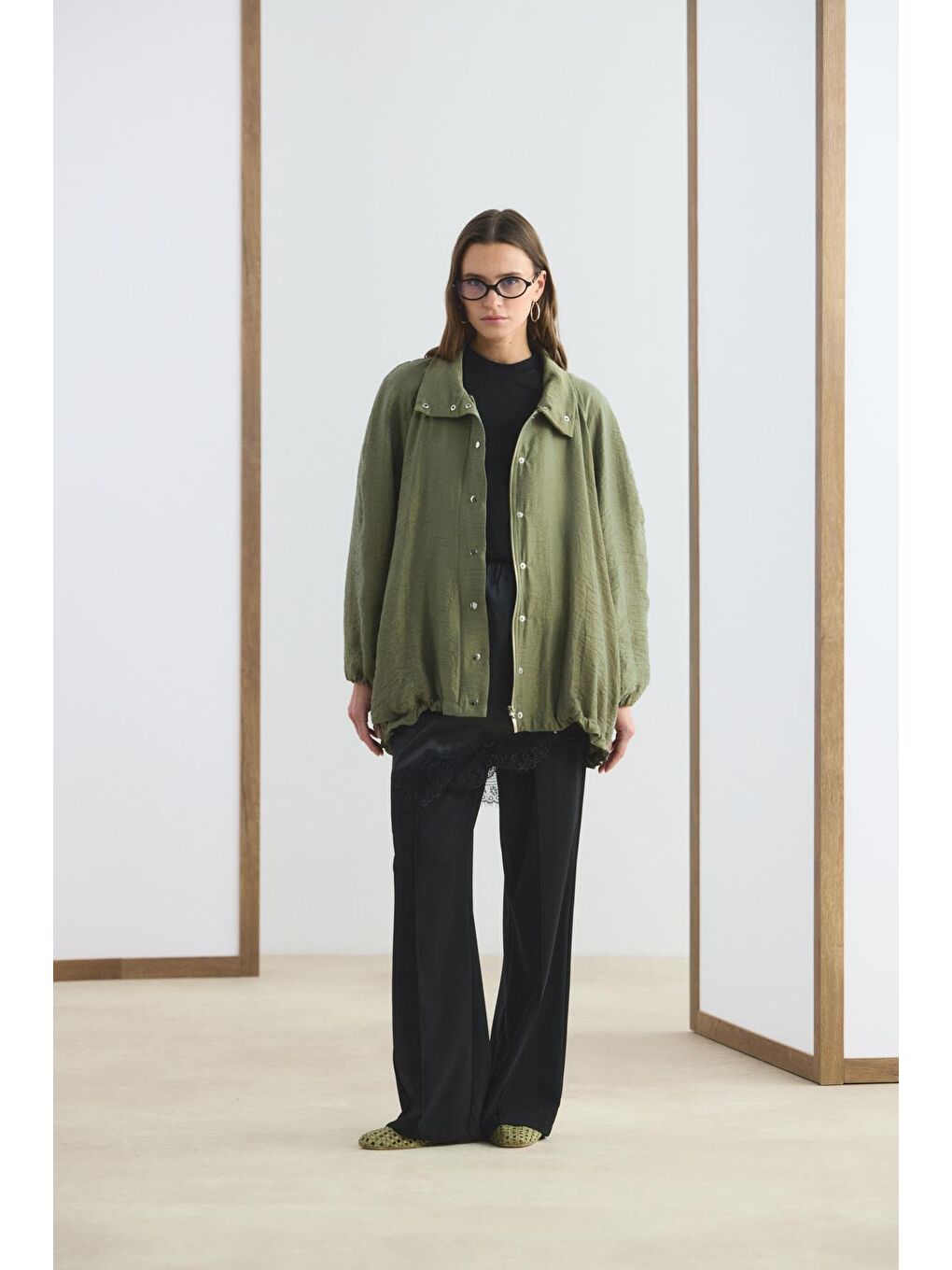 Yeşil Dik Yaka Büzgülü Bomber Ceket Zeytin-2