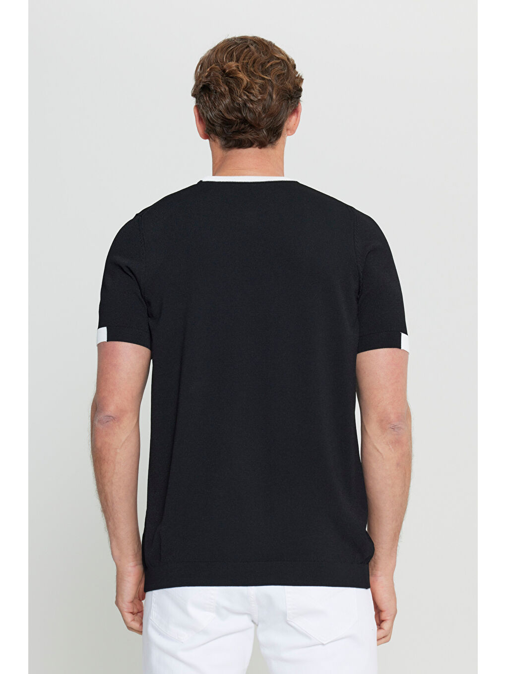 Erkek Siyah Standart Fit Normal Kesim Bisiklet Yaka Triko Tişört-4
