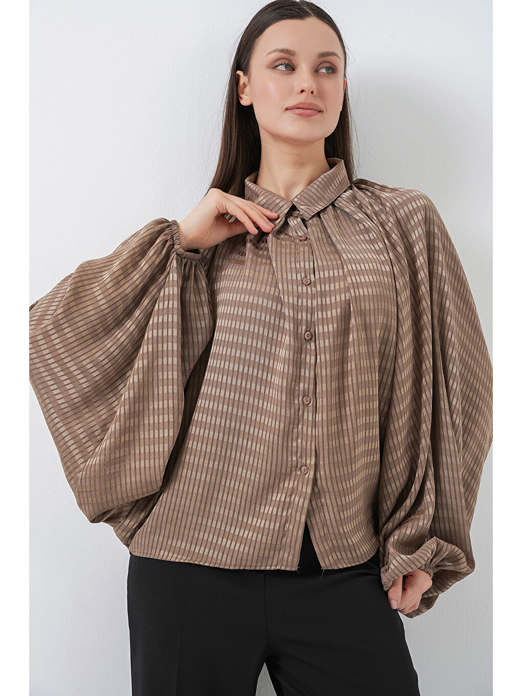 Bej Kadın Yarasa Kol Oversize Gömlek 20368 - Sütlü Kahve