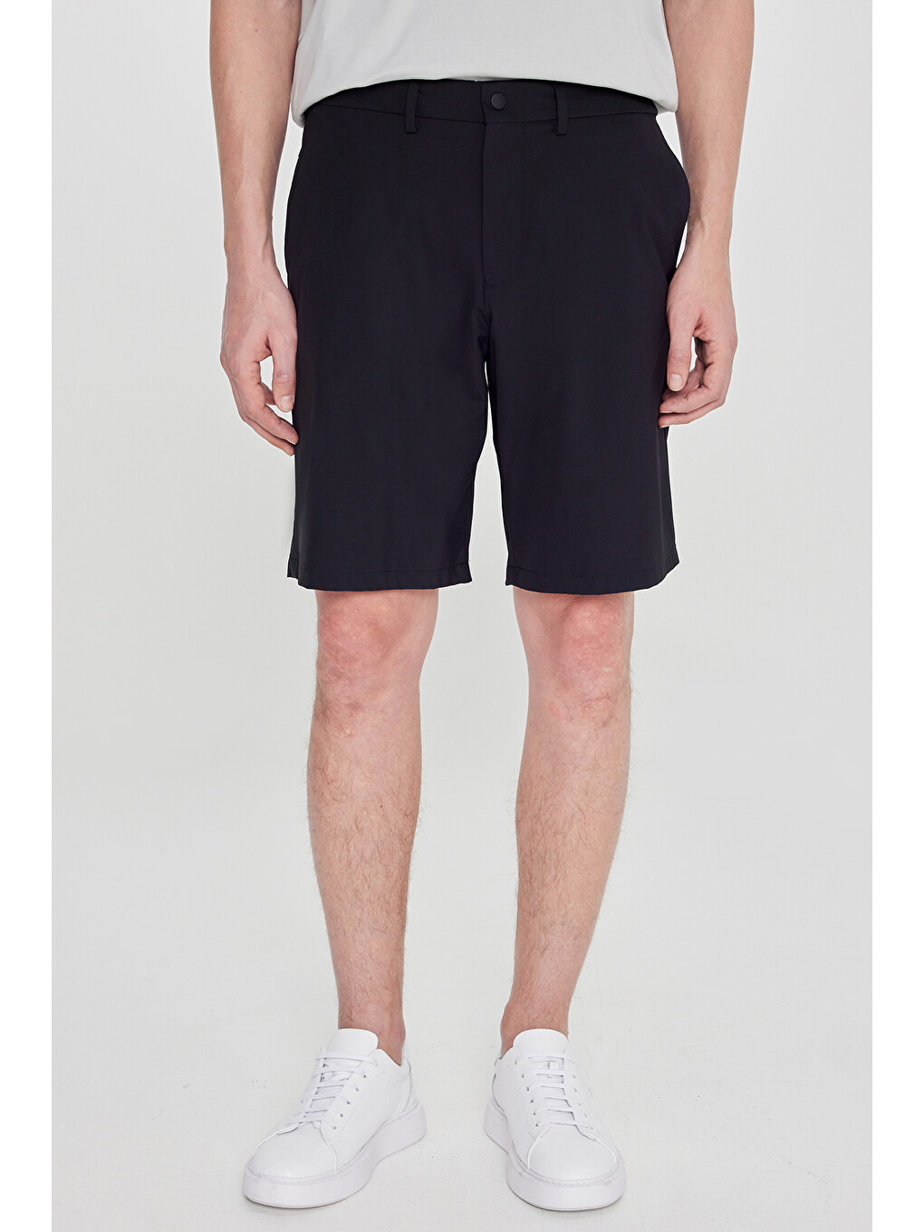 Erkek Siyah 360 Her Yöne Esneyen Slim Fit Dar Kesim Beli Lastikli Yan Cep Şort-1