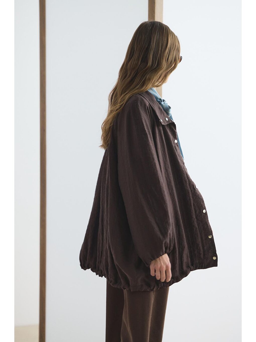 Dik Yaka Büzgülü Bomber Ceket Kahverengi-5