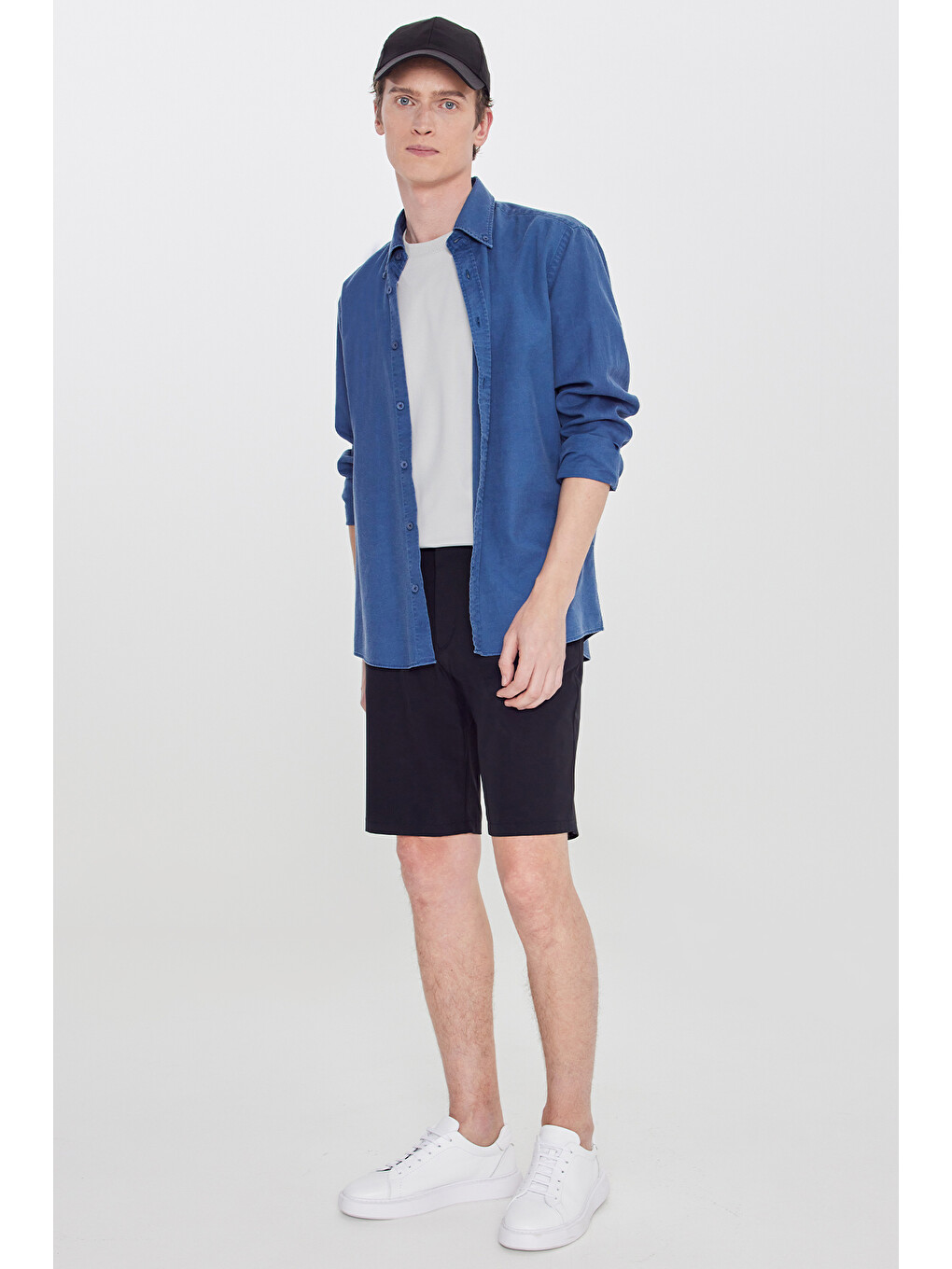 Erkek Siyah 360 Her Yöne Esneyen Slim Fit Dar Kesim Beli Lastikli Yan Cep Şort-2