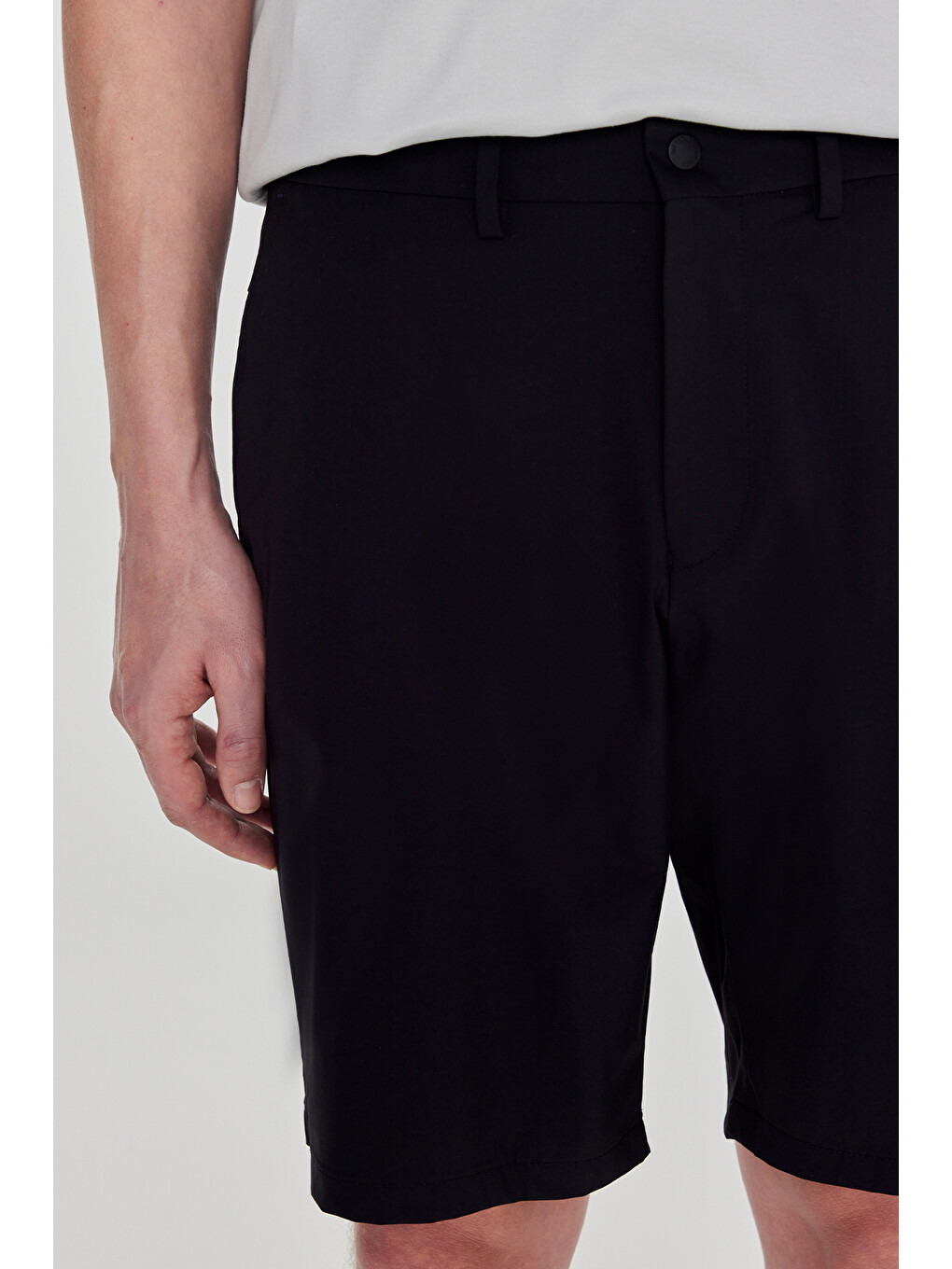 Erkek Siyah 360 Her Yöne Esneyen Slim Fit Dar Kesim Beli Lastikli Yan Cep Şort-3