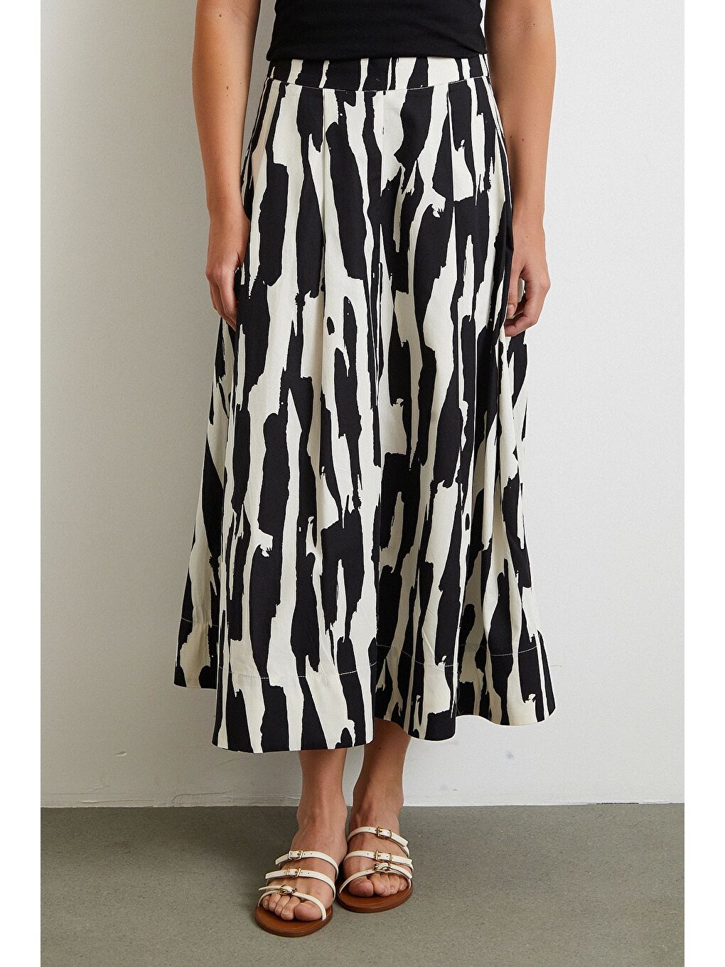 Desenli Midi Etek Siyah-4