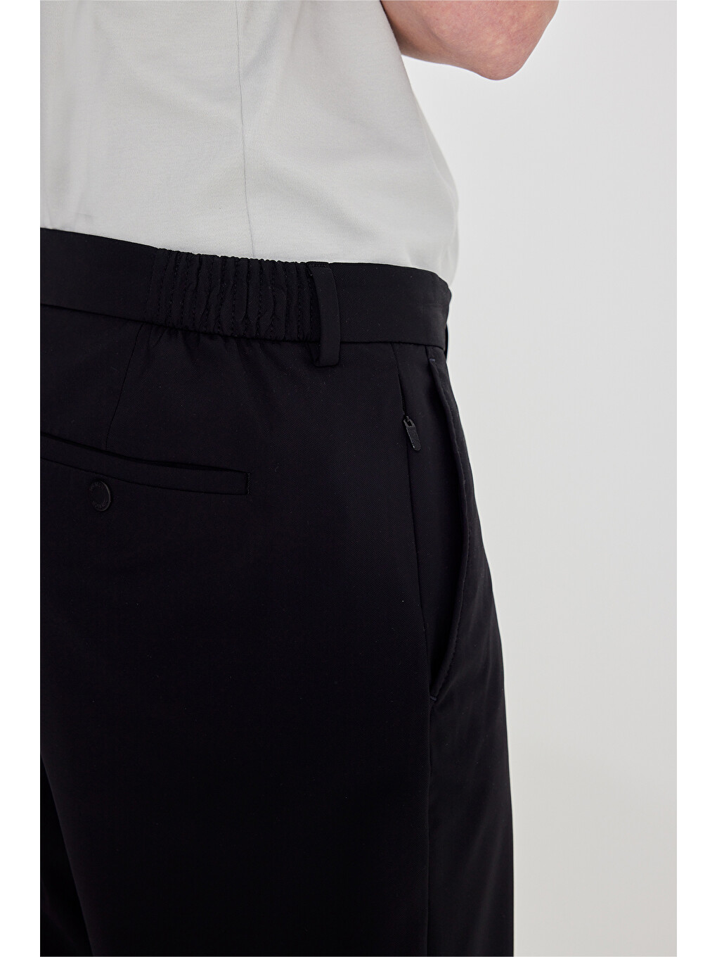 Erkek Siyah 360 Her Yöne Esneyen Slim Fit Dar Kesim Beli Lastikli Yan Cep Şort-4