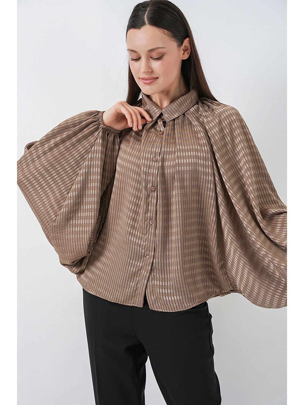 Bej Kadın Yarasa Kol Oversize Gömlek 20368 - Sütlü Kahve-3