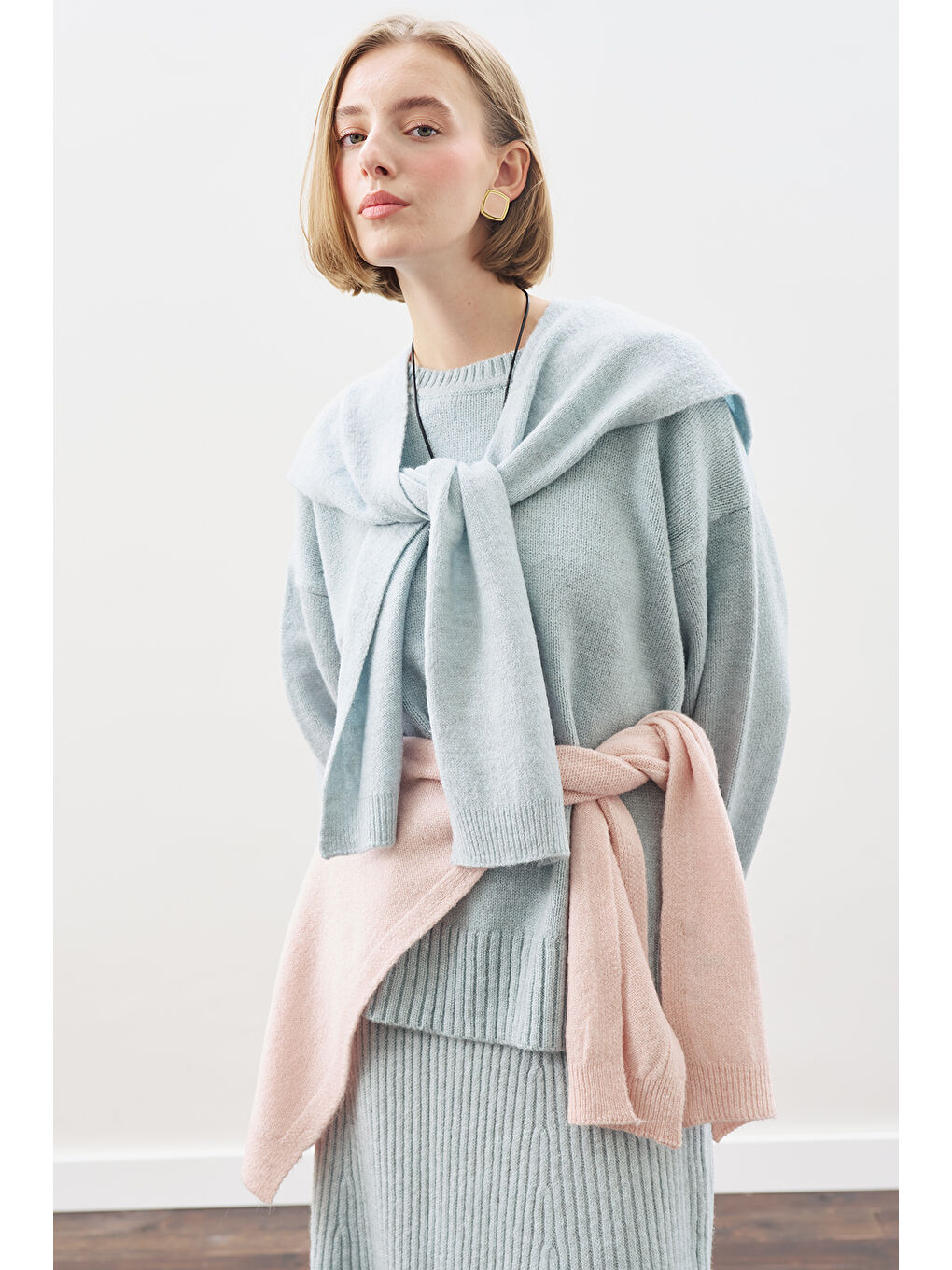 Kare Yaka Bağlamalı Triko Atkı Mavi-1