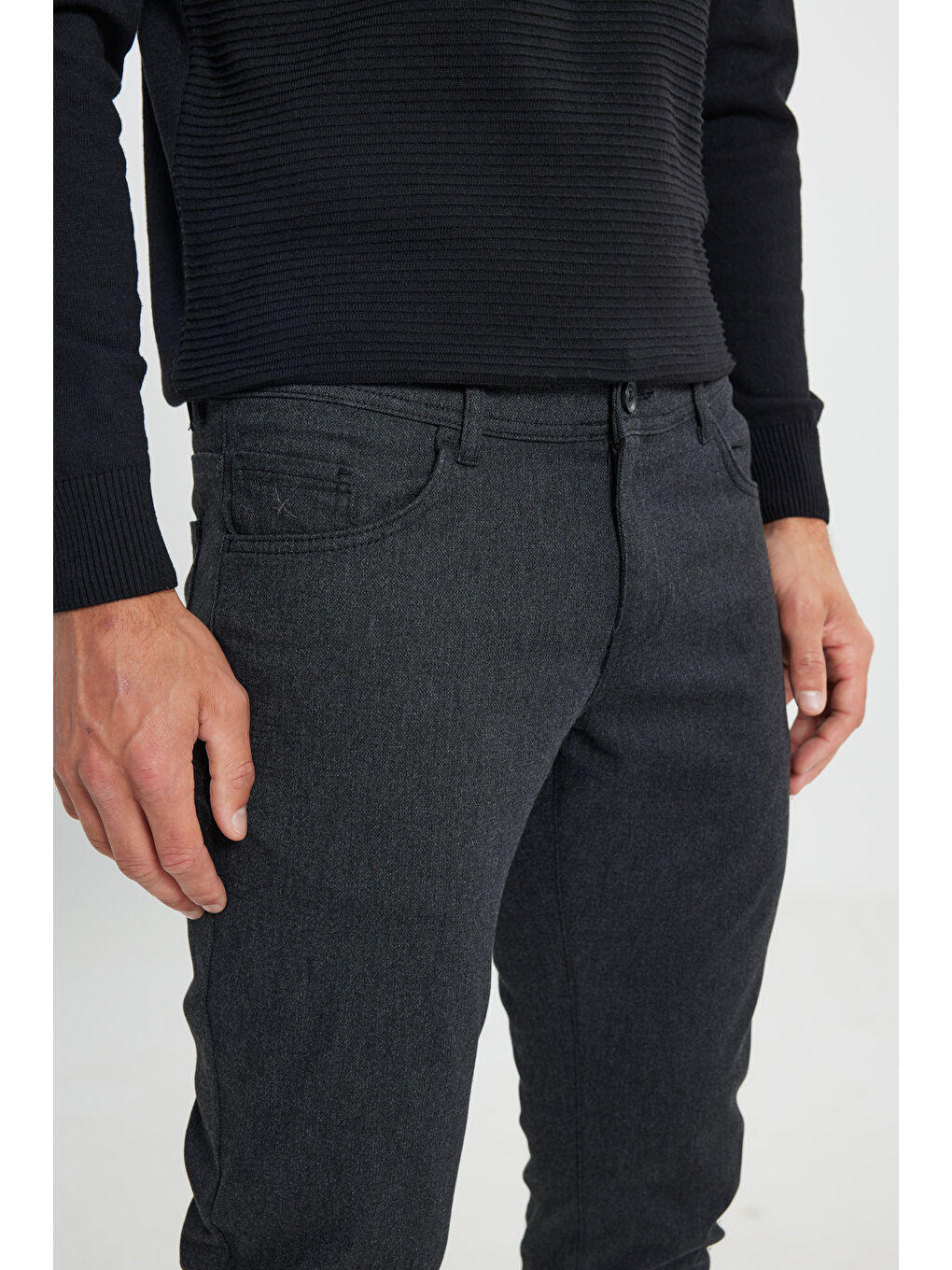 Erkek Siyah Pamuklu Slim Fit Dar Kesim 5 Cep Armürlü Esnek Casual Pantolon-5