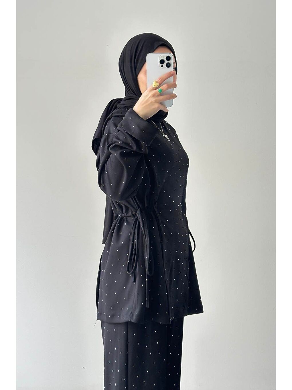 Tünel Detaylı Taşlı Takım Siyah-1