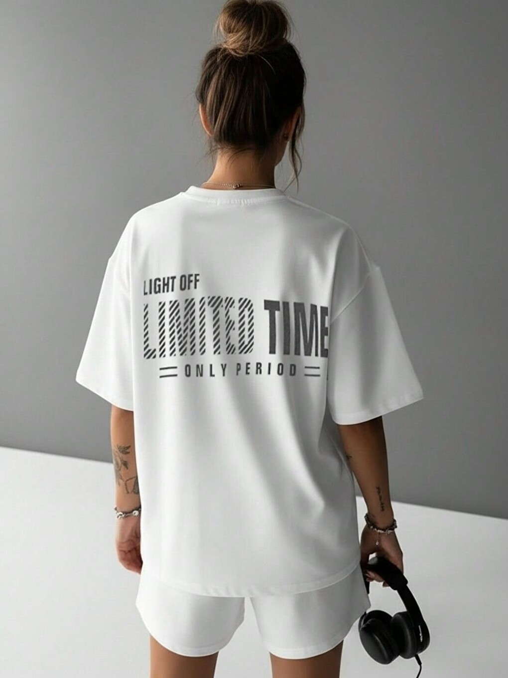 Beyaz Limited Time Baskı %100 Organik Pamuk Relaxed Fit Yuvarlak Yaka Tişört