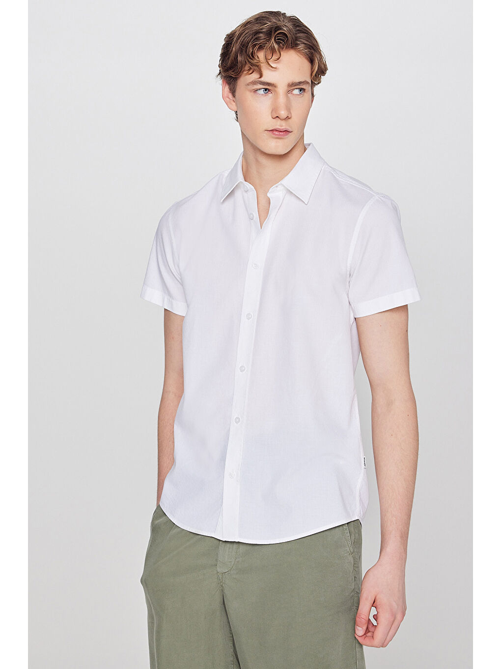 Beyaz Kısa Kollu Gömlek-1