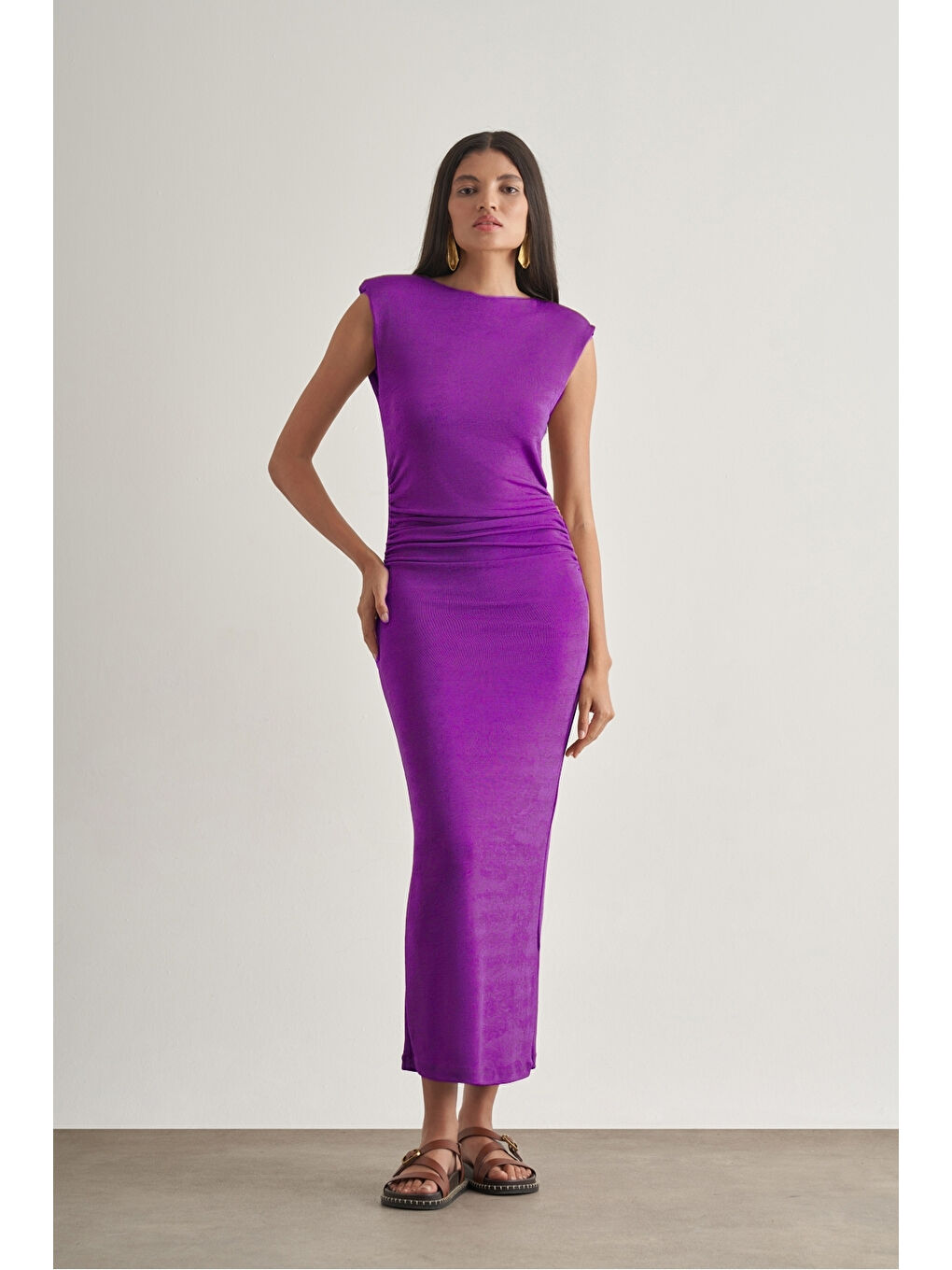 Yan büzgü Detaylı Vatkalı Uzun Kolsuz Mor Bodycon Elbise