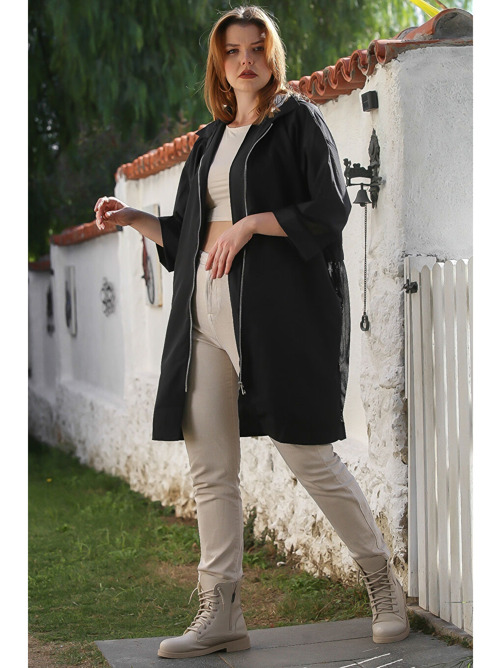 Siyah Kapüşonlu Uzun Kol Fermuarlı İnce File Detaylı Yağmurluk Casual Dokuma Ceket 92 65-5