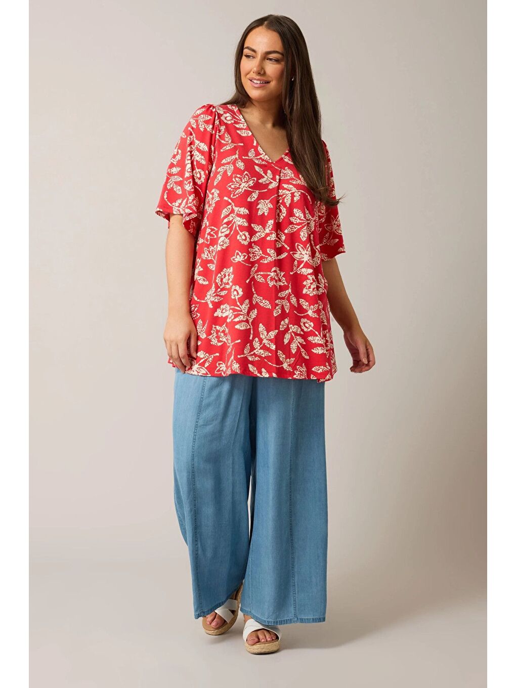 Kırmızı Büyük Beden V Yaka Kısa Kollu Önü Pileli Desenli Elastanlı Bluz 616172-3
