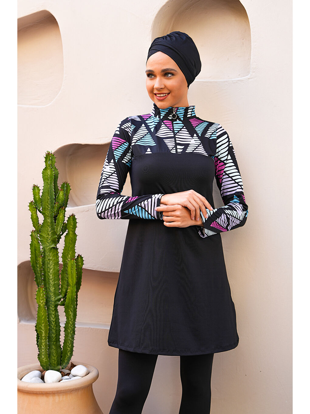 Siyah Fermuar Detaylı Uzun Kollu Kapalı Tesettür Mayo 3755-2