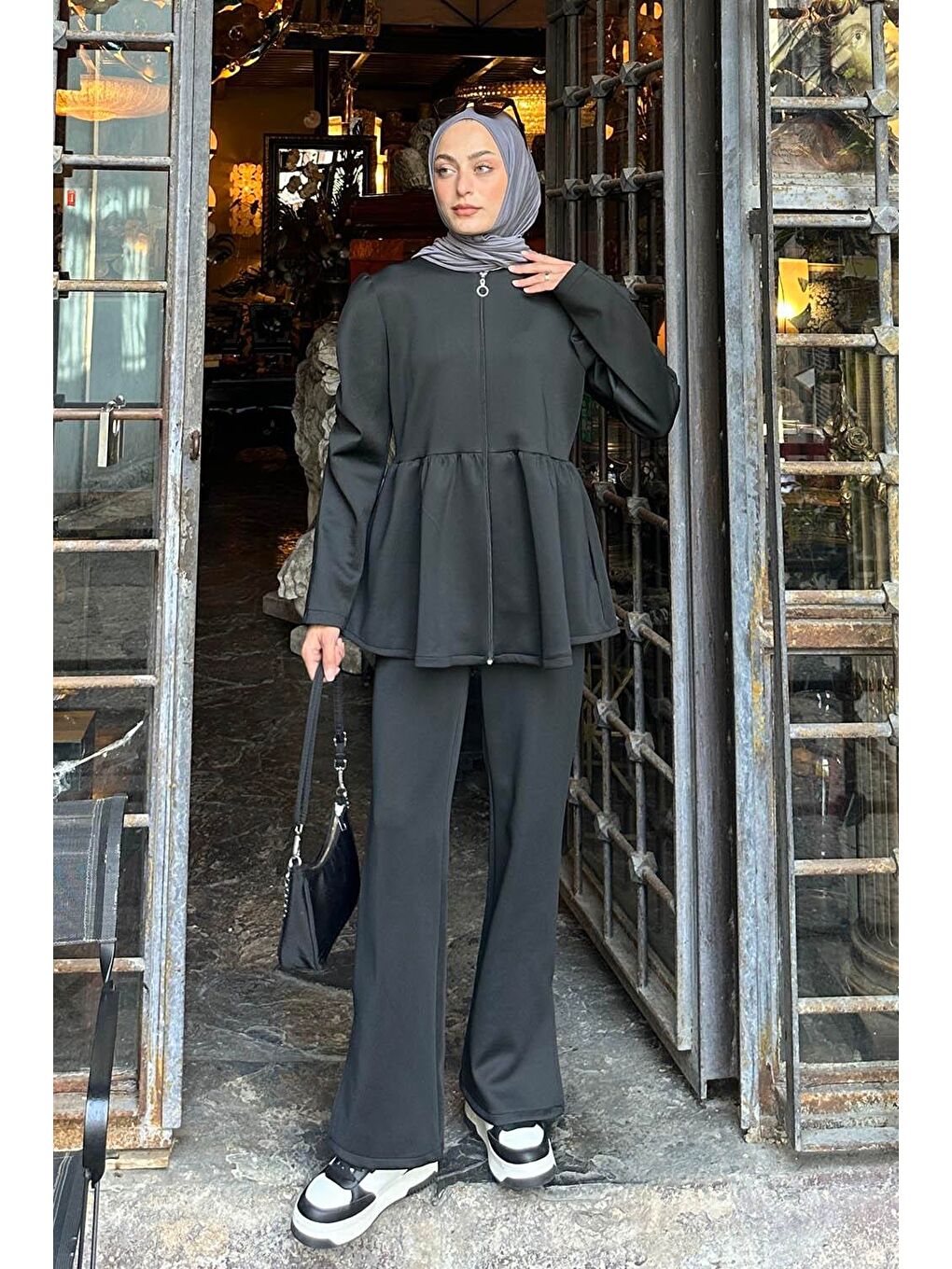 Volan Detaylı İkili Scuba Takım Siyah