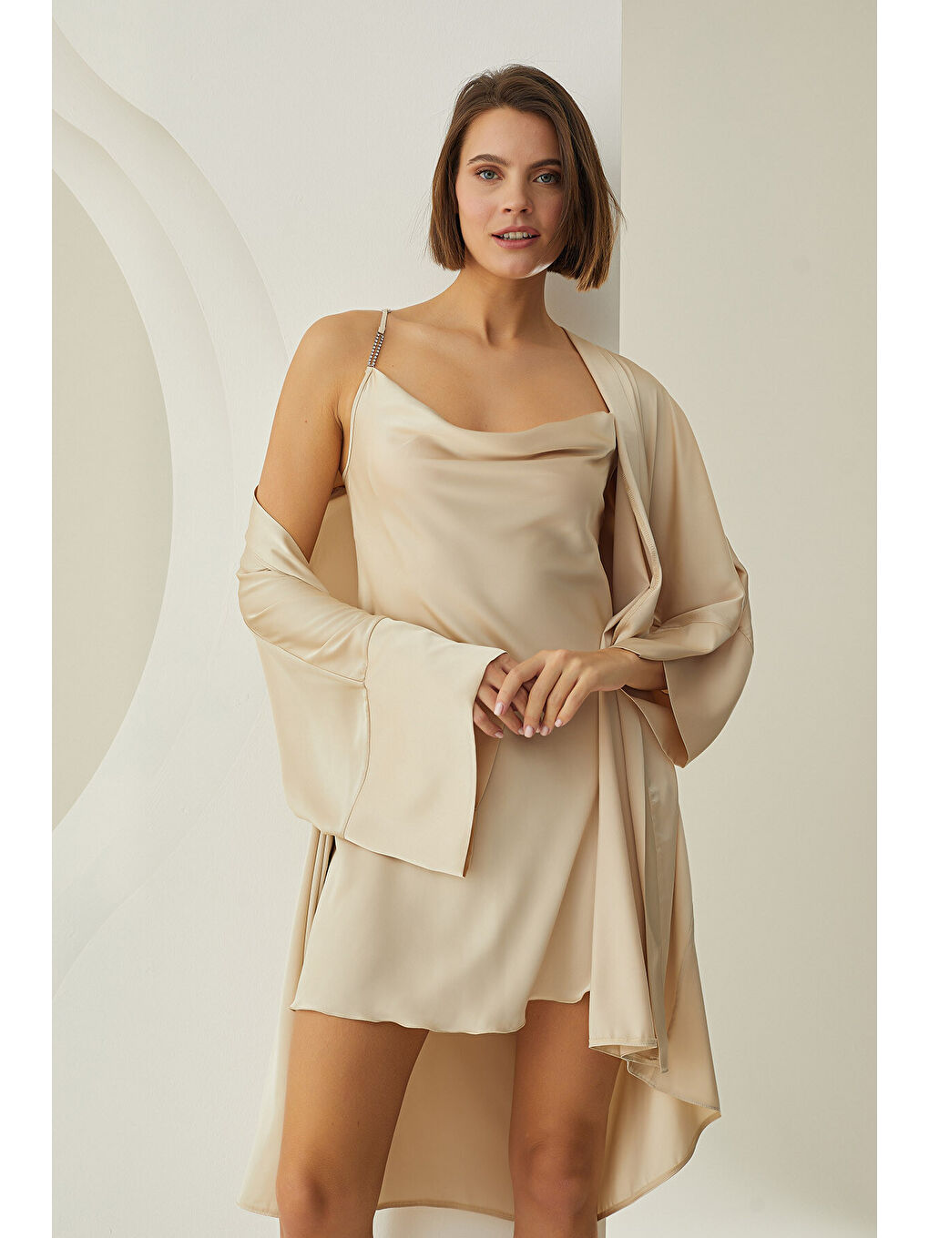 Bej Taş Rengi Silky Kısa Kuşaklı Tek Sabahlık-2