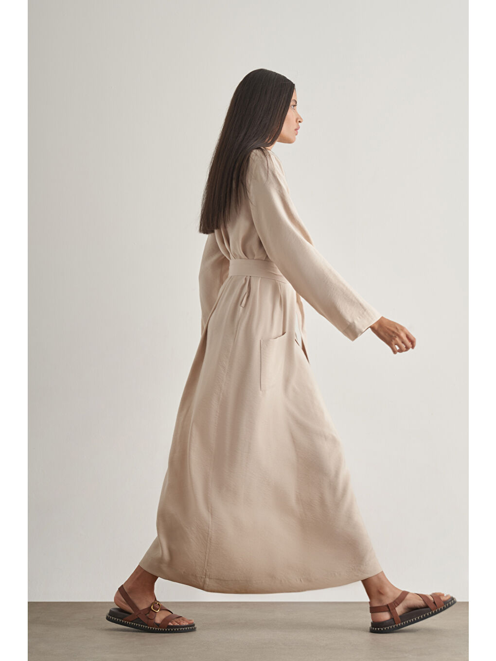 Bej Modal Karışımlı Kuşaklı Taş Rengi Uzun Gömlek Elbise-2