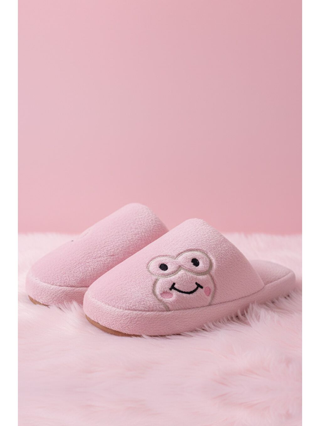 Pembe FROG Kurbağalı Kapalı Kadın Ev Terliği Günlük Rahat Kışlık Terlik