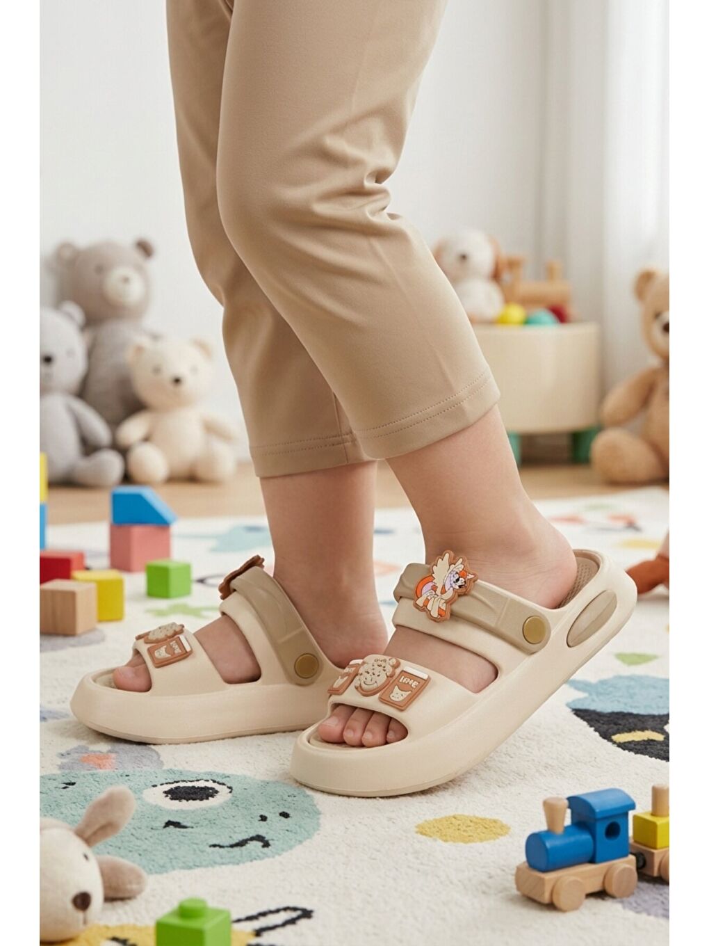 Ekru Hafif Esnek Eva Taban Unisex Çocuk Terlik 4505 F-P-3