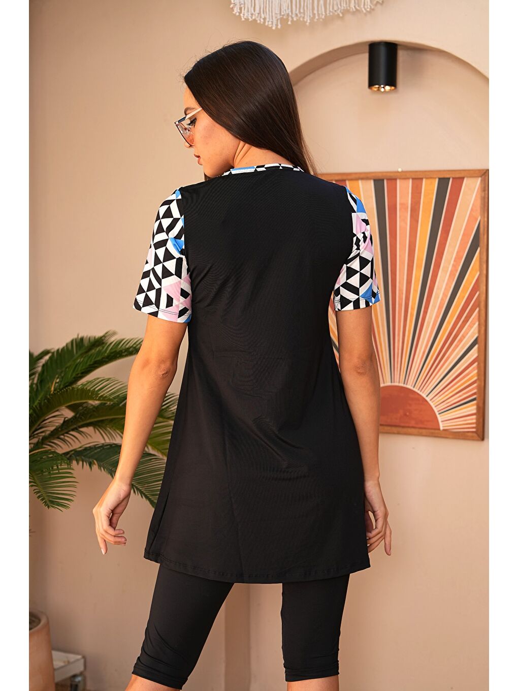 Siyah Fermuar Detaylı Kısa Kol Yarı Kapalı Tesettür Mayo 3171-4