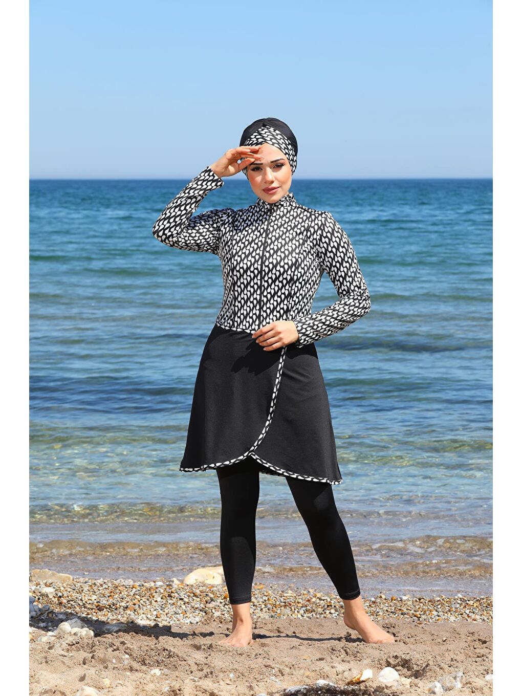 Siyah Damla Desen Pareo Model Taytlı Kapalı Tesettür Mayo 3350-2