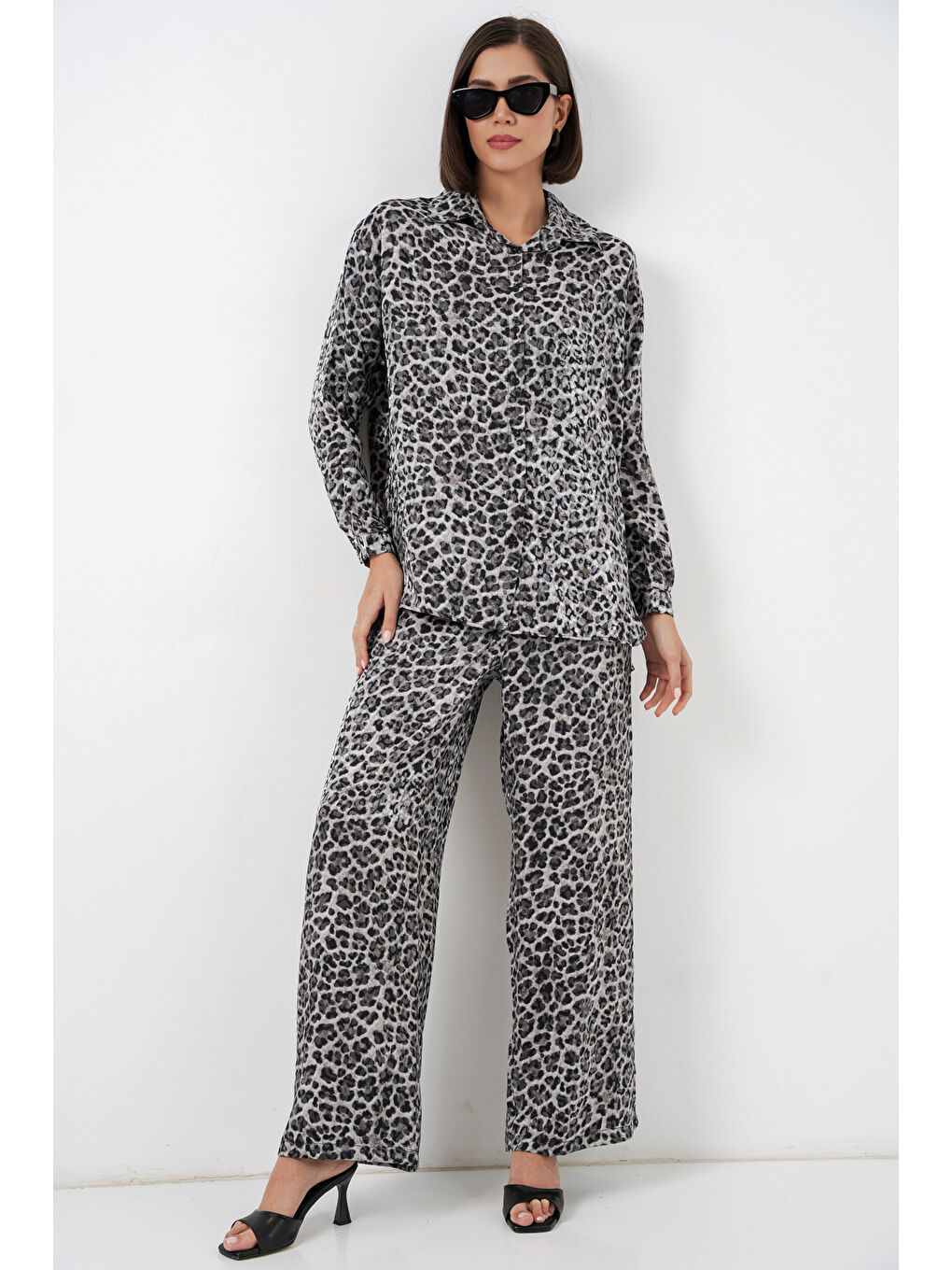 6699 Leopar Desenli Alt Üst Takım - Antrasit-3