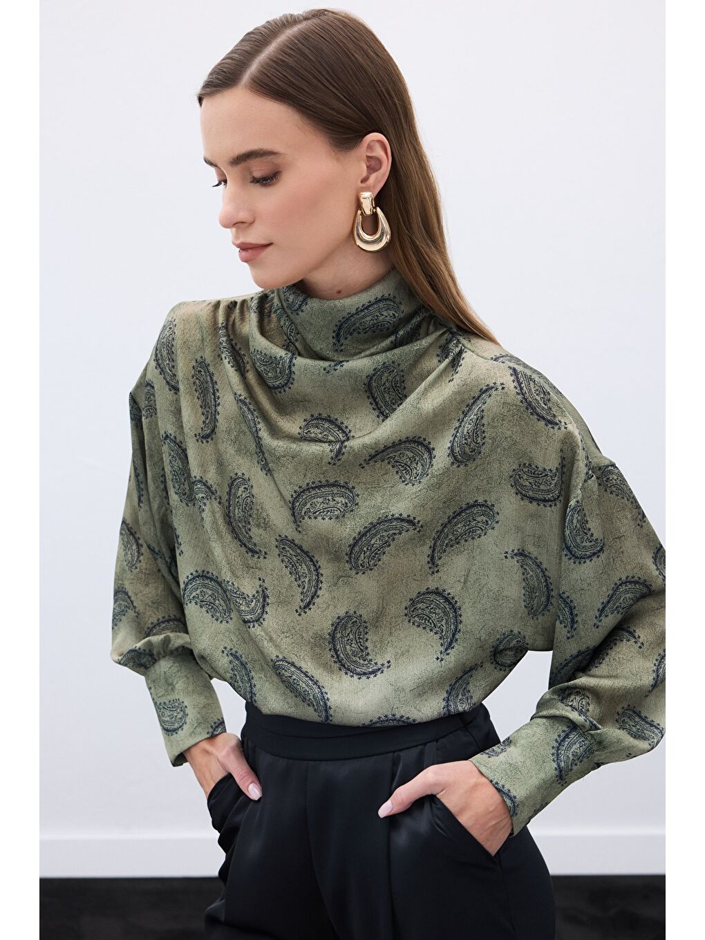 Degaje Yaka Desenli Bluz - Haki-4