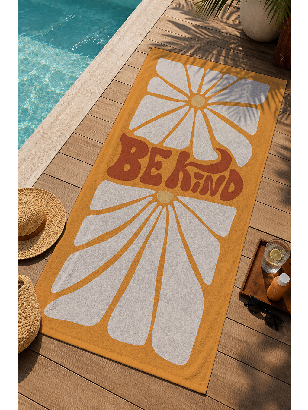 Turuncu Retro Çiçek Ve Tipografi Desenli 70x150 Cm Dijital Baskılı Plaj Ve Banyo Havlusu-2