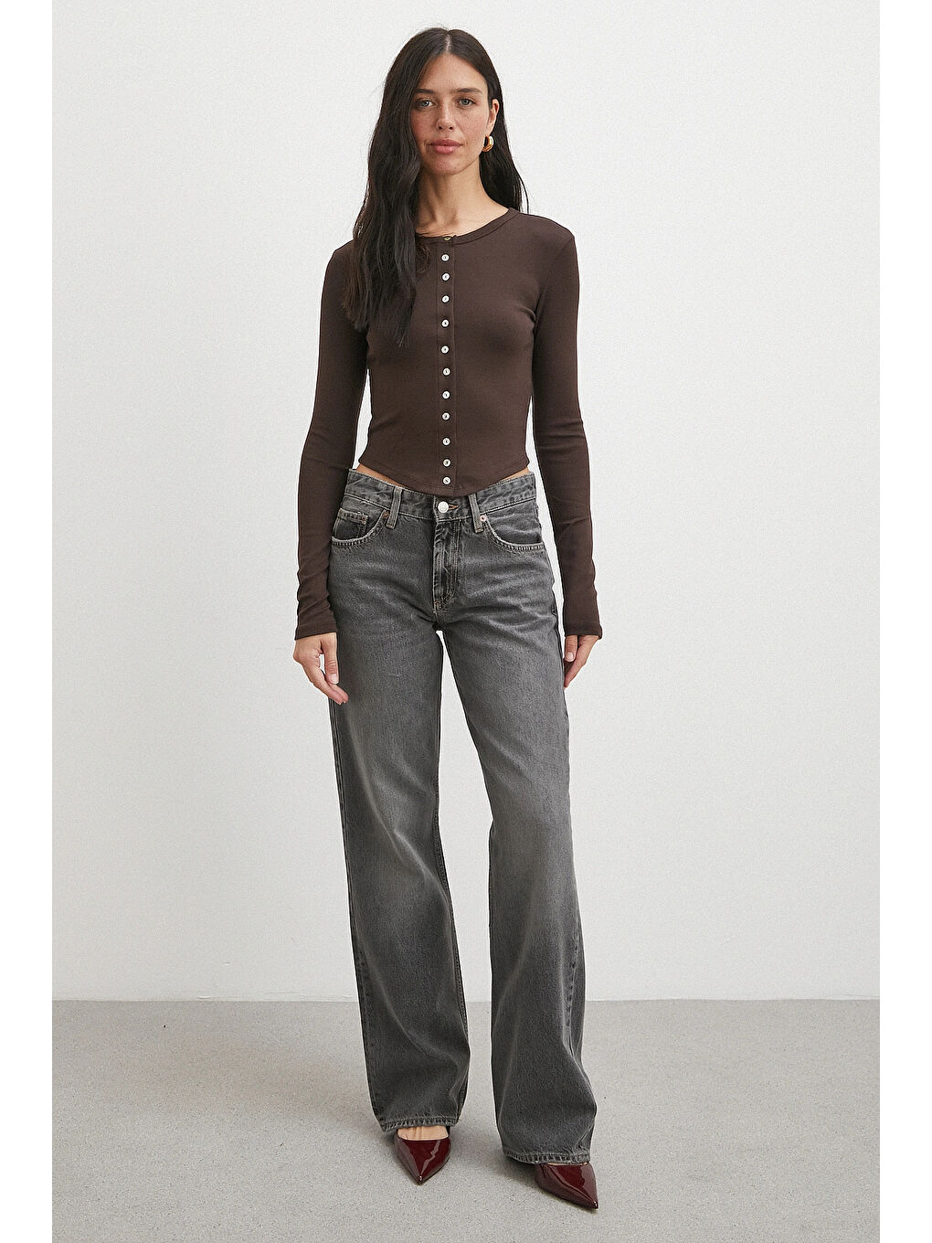 Karışık Düğmeli Uzun Kol Bluz Kahve-1