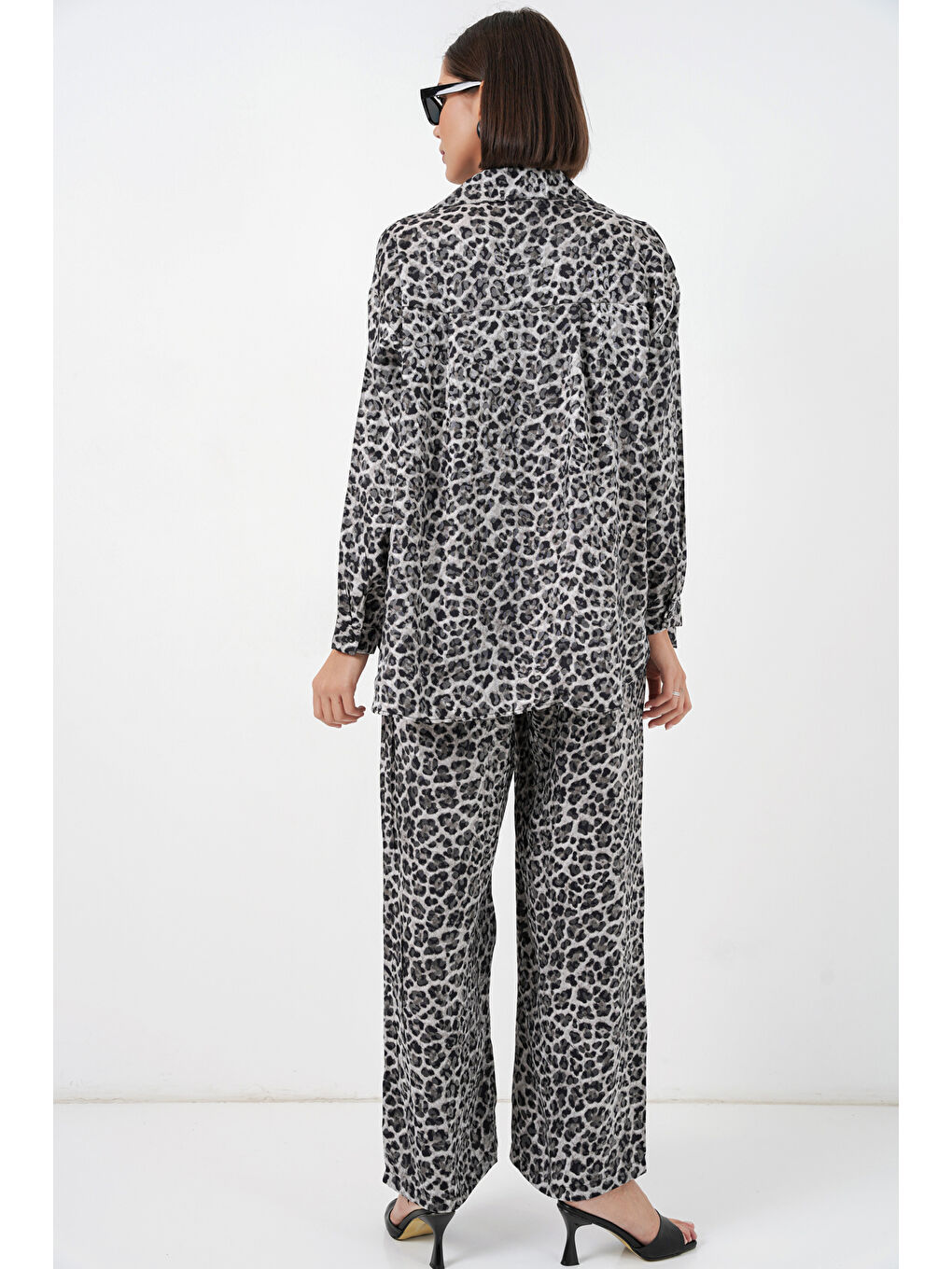 6699 Leopar Desenli Alt Üst Takım - Antrasit-5