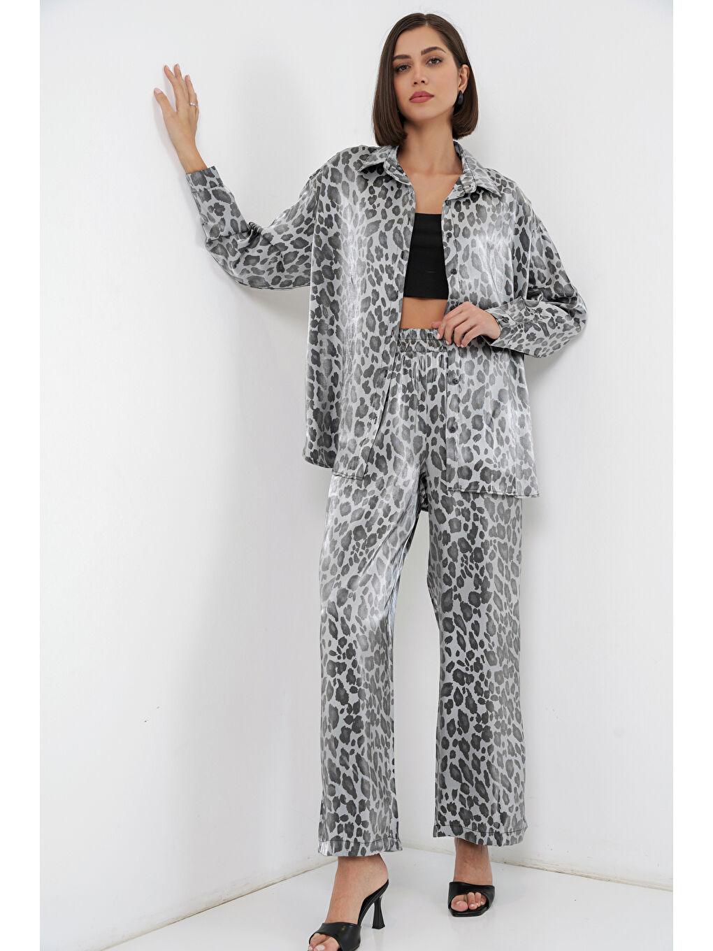 6699 Leopar Desenli Alt Üst Takım - Gri-2