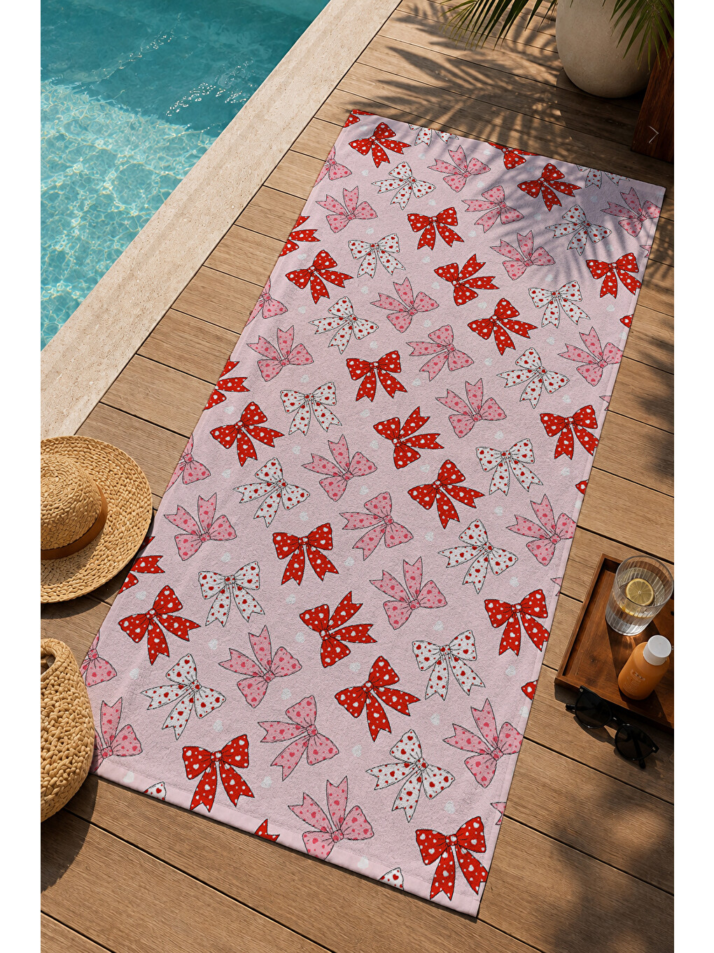 Pembe Kırmızı Çiçek Desenli 70x150 Cm Dijital Baskılı Plaj Ve Banyo Havlusu