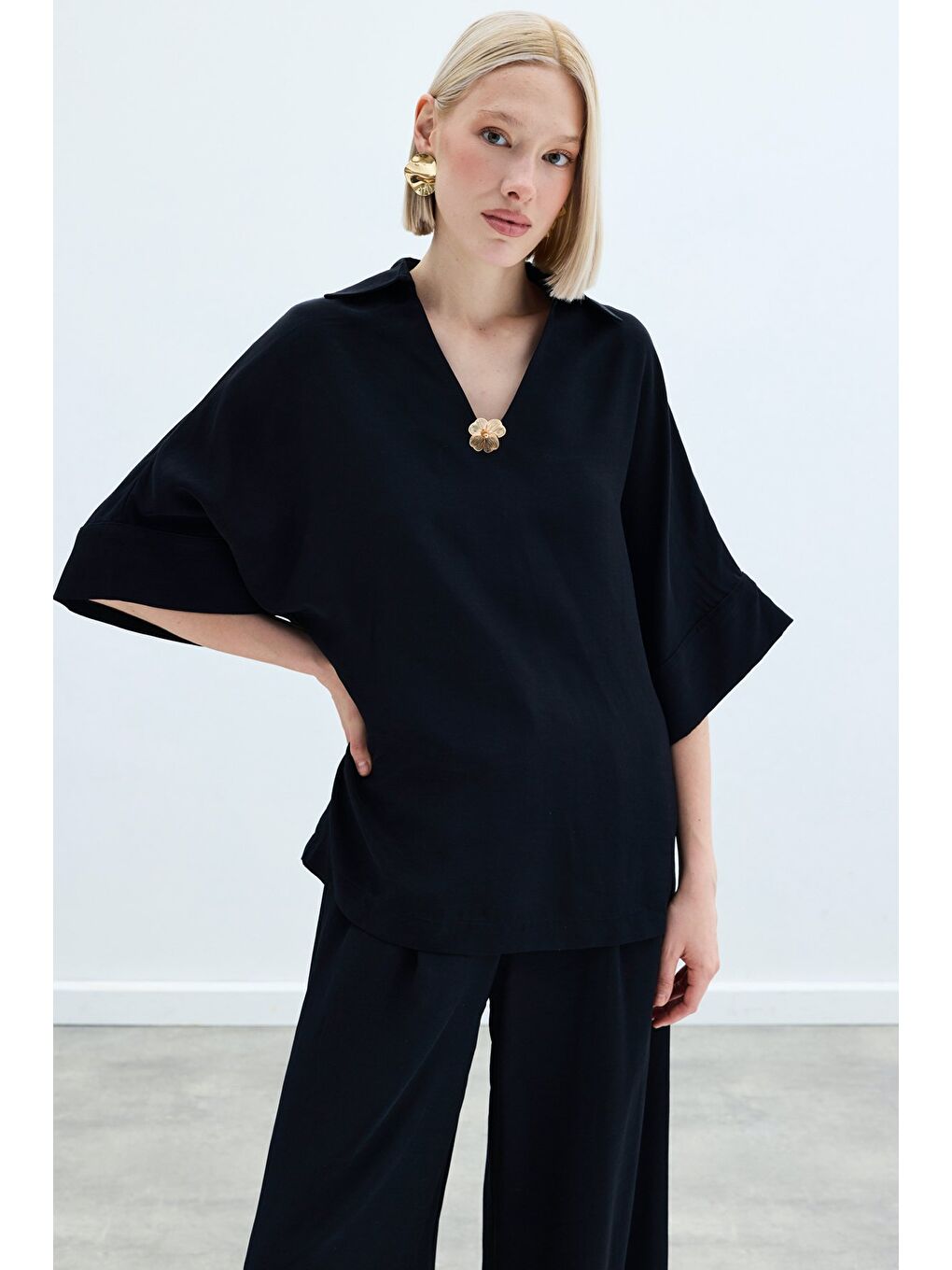 Aksesuarlı Salaş Bluz - Siyah-2