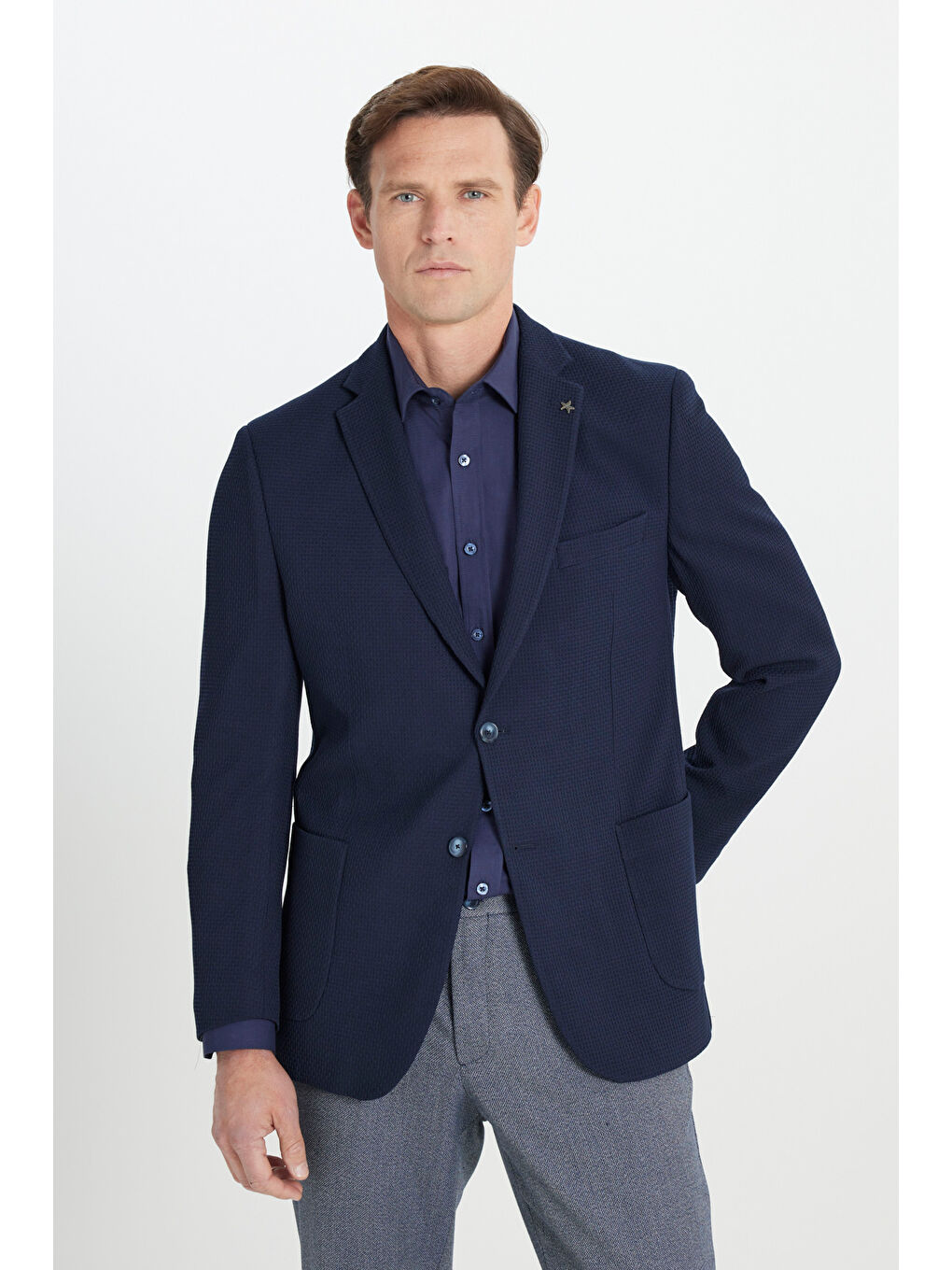 Erkek Lacivert Slim Fit Dar Kesim Mono Yaka Gofre Desenli Torba Cepli Ceket-2