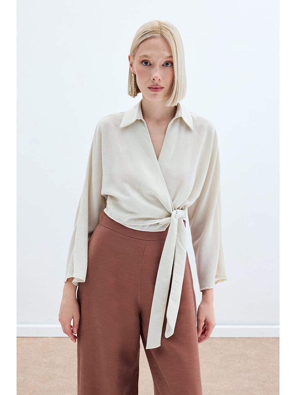 Bağlamalı Keten Bluz - Bej-1