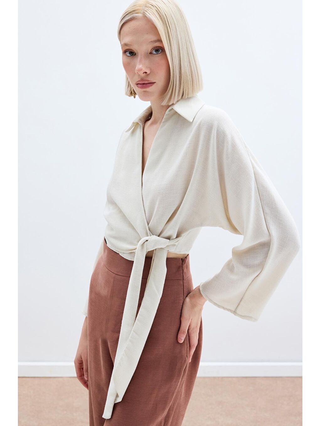 Bağlamalı Keten Bluz - Bej-2