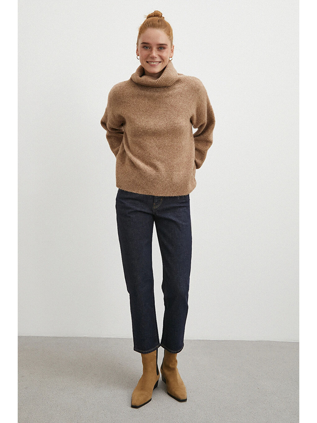 Yüksek Bel Dar Paça Jean Lacivert-1