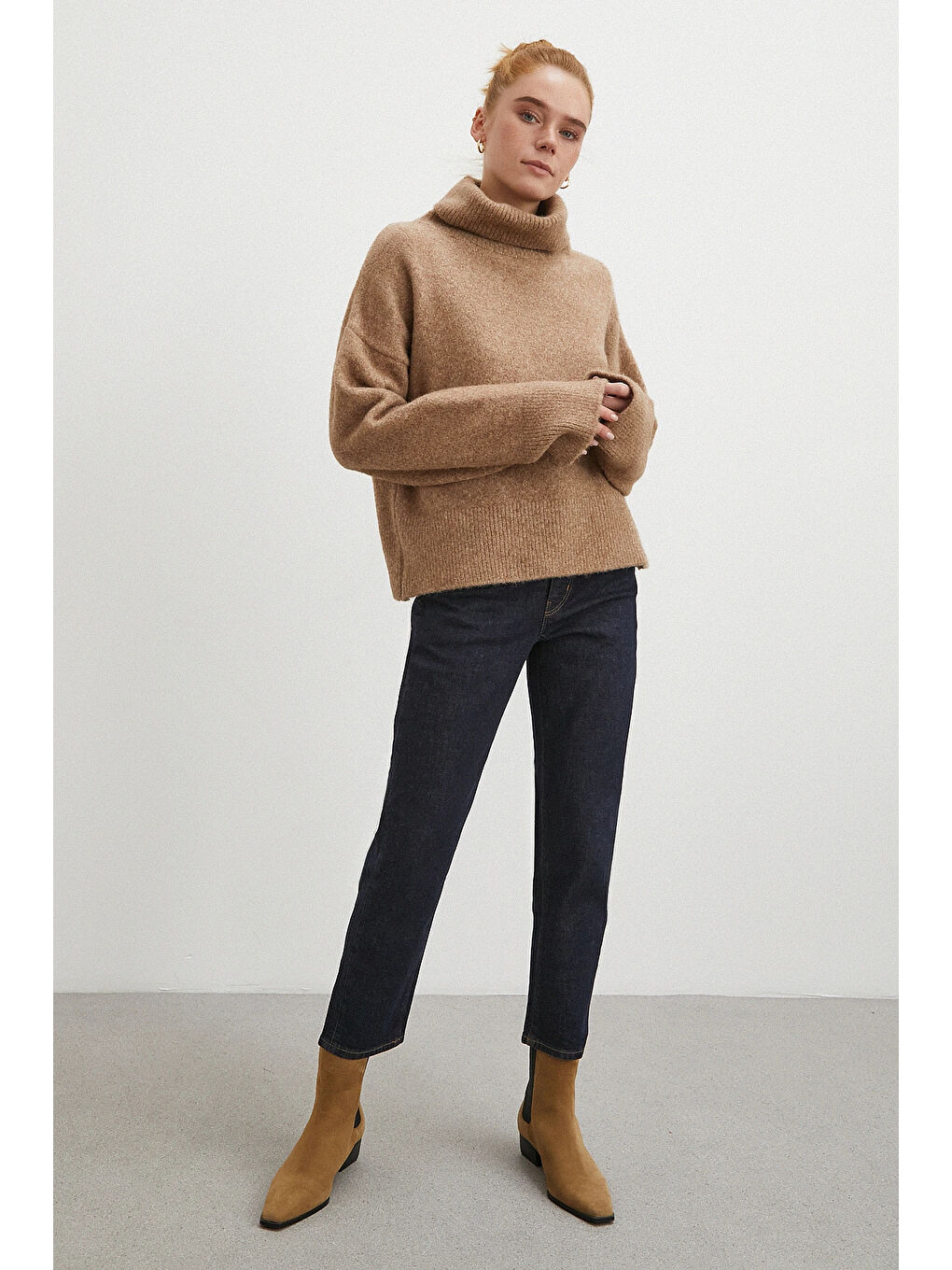 Yüksek Bel Dar Paça Jean Lacivert-2