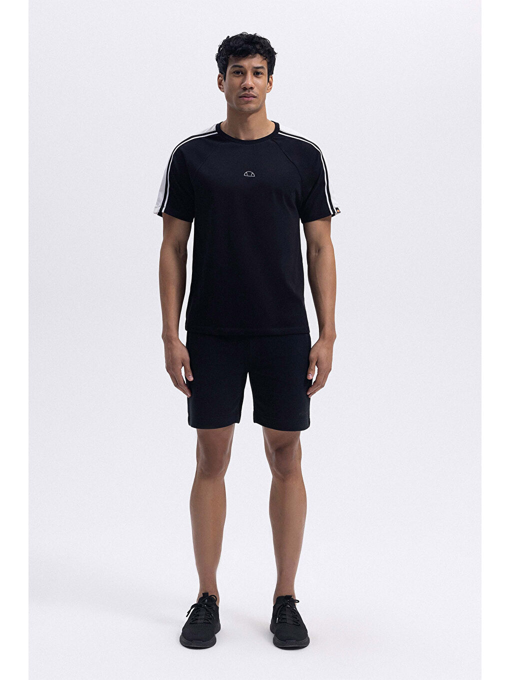 Siyah Pamuklu Regular Fit Logolu Short EM1351-BK