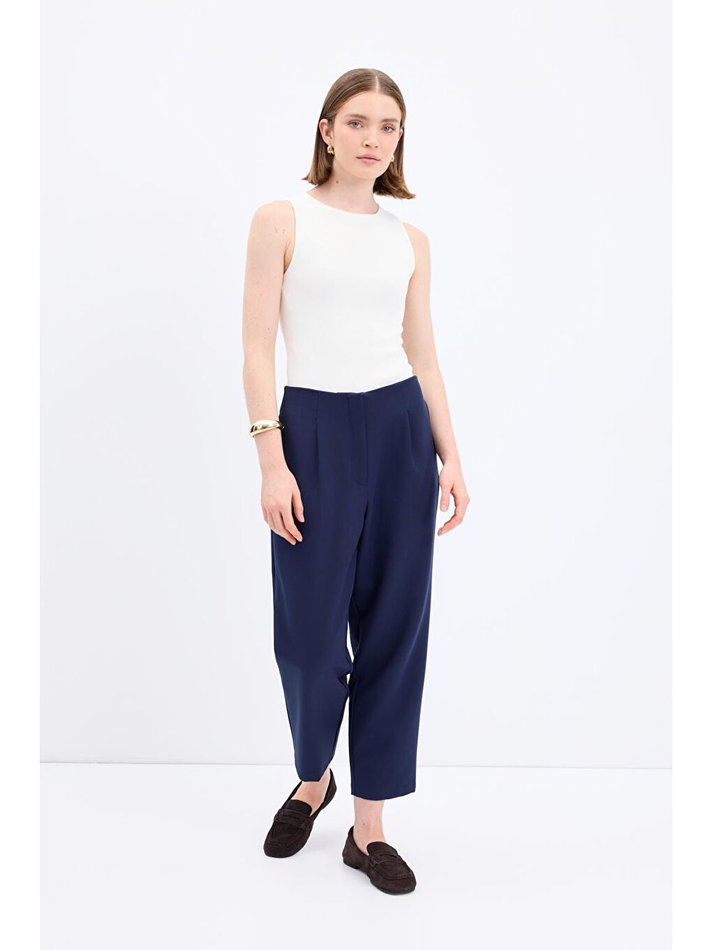 Yüksek Bel Düz Kesim Krep Pantolon Lacivert-3