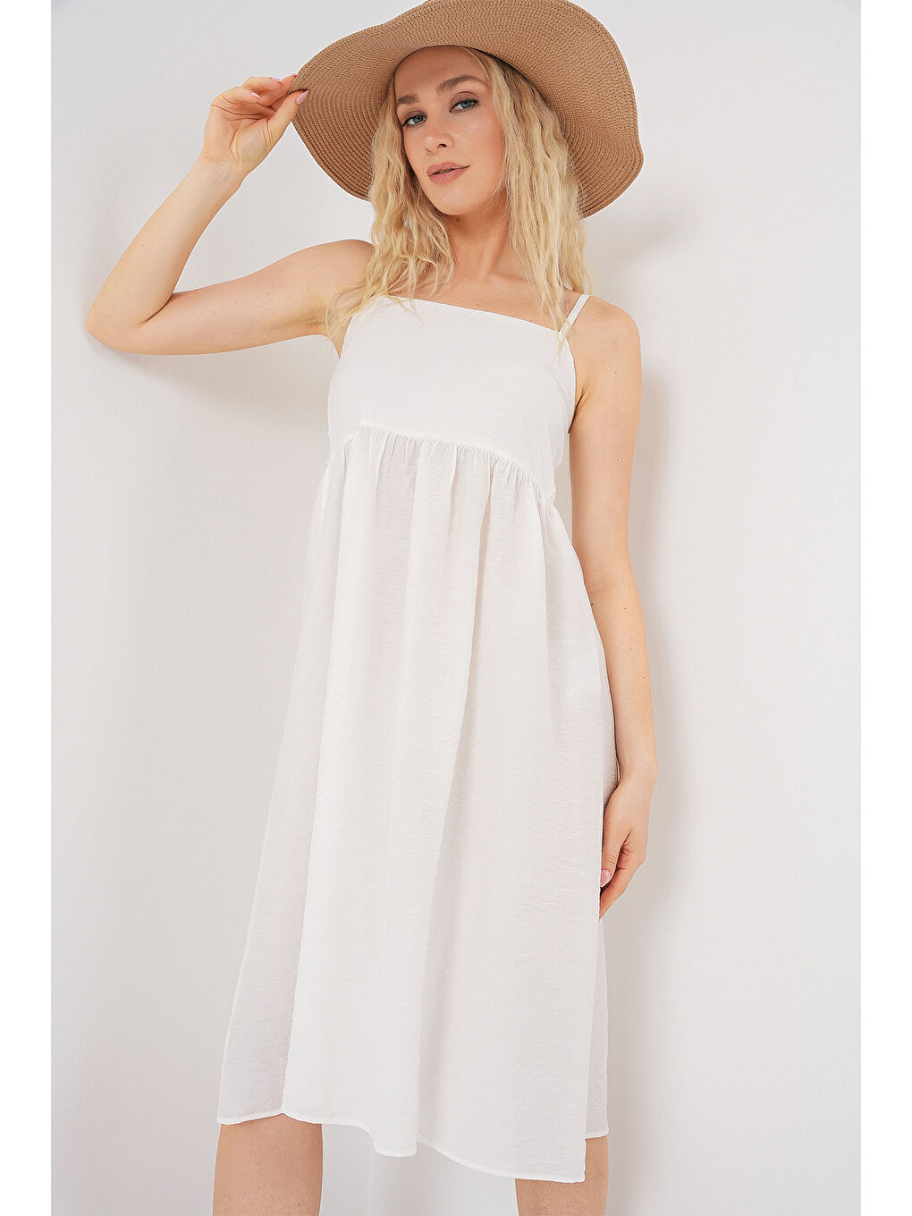 Kadın Askılı Ayrobin Elbise 2565 - Beyaz-2