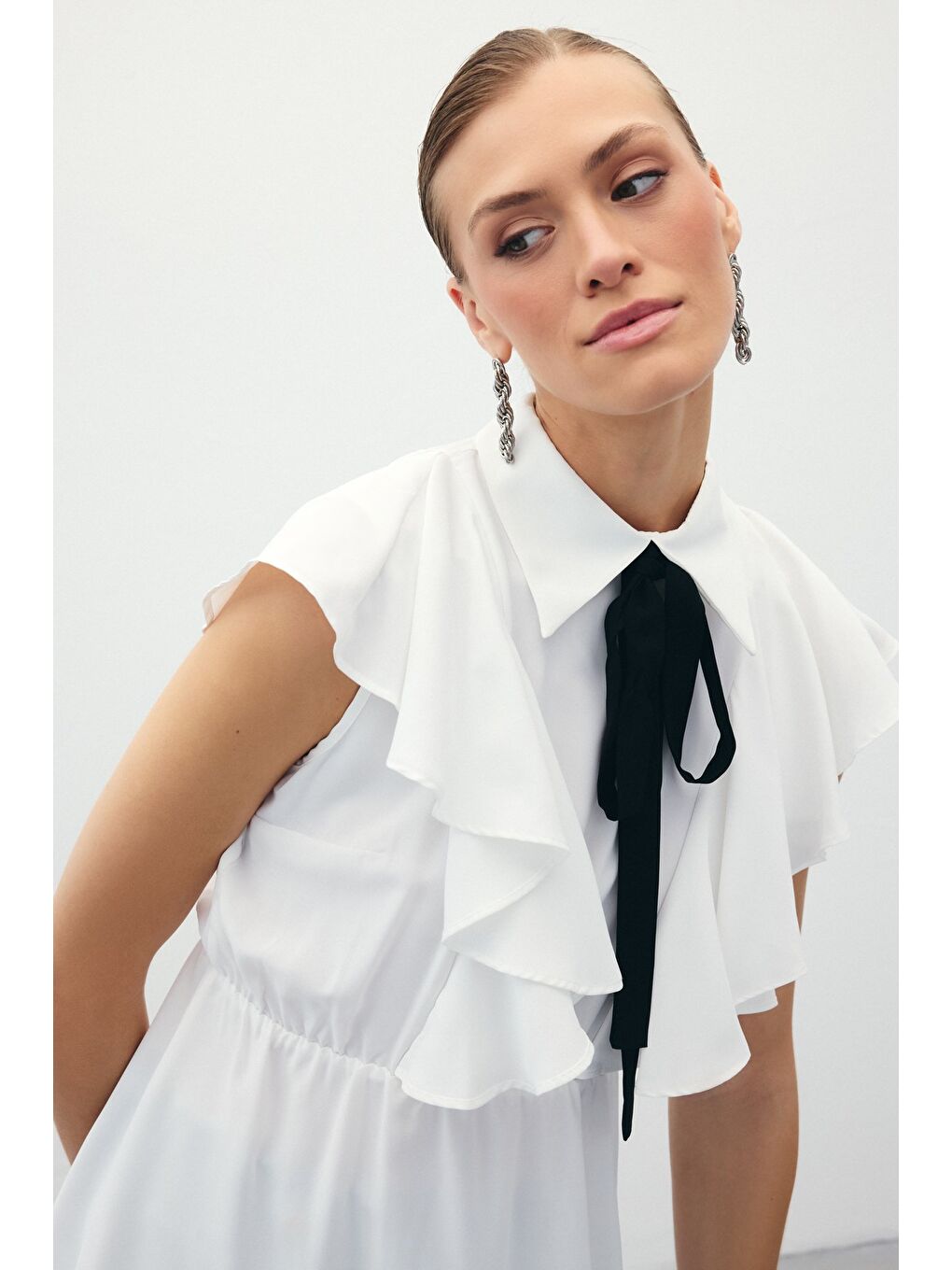 Fırfırlı Volanlı Bluz - Ekru