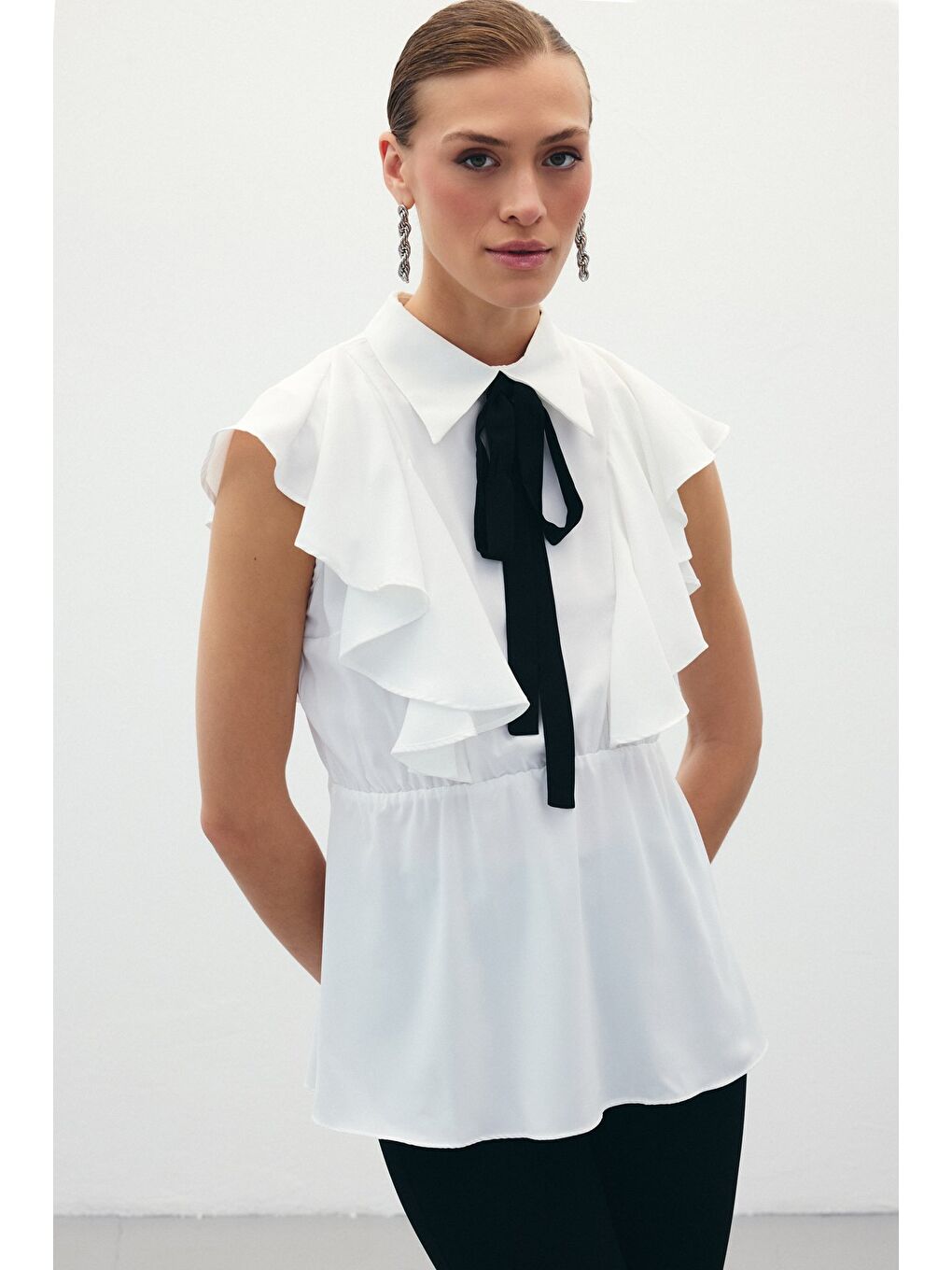 Fırfırlı Volanlı Bluz - Ekru-3