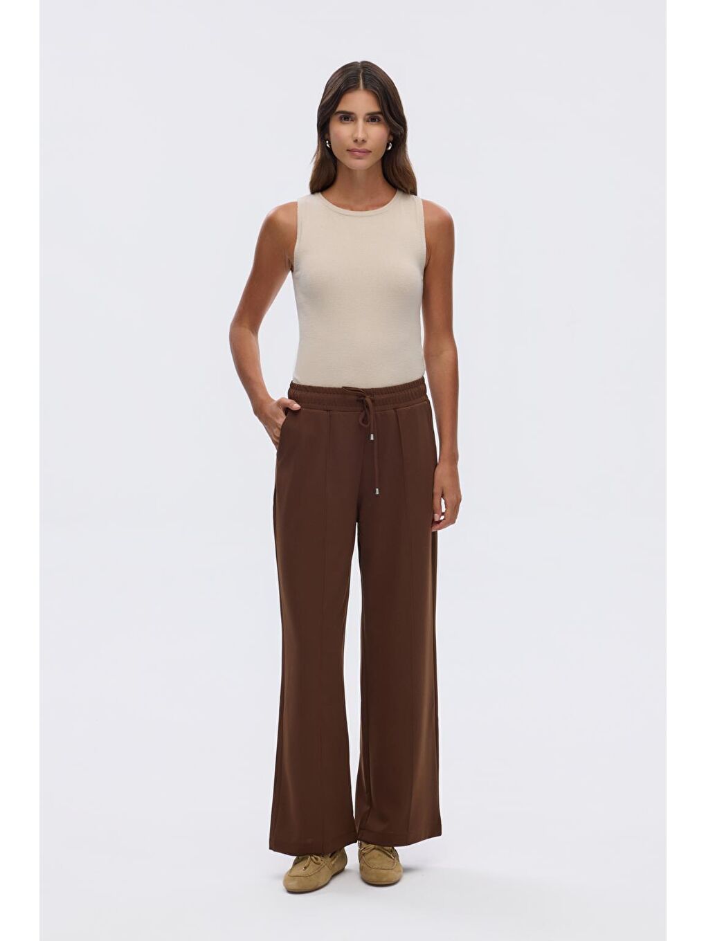 Kahverengi Yüksek Bel Dikiş Detaylı Krep Kumaş Pantolon Kahve-1