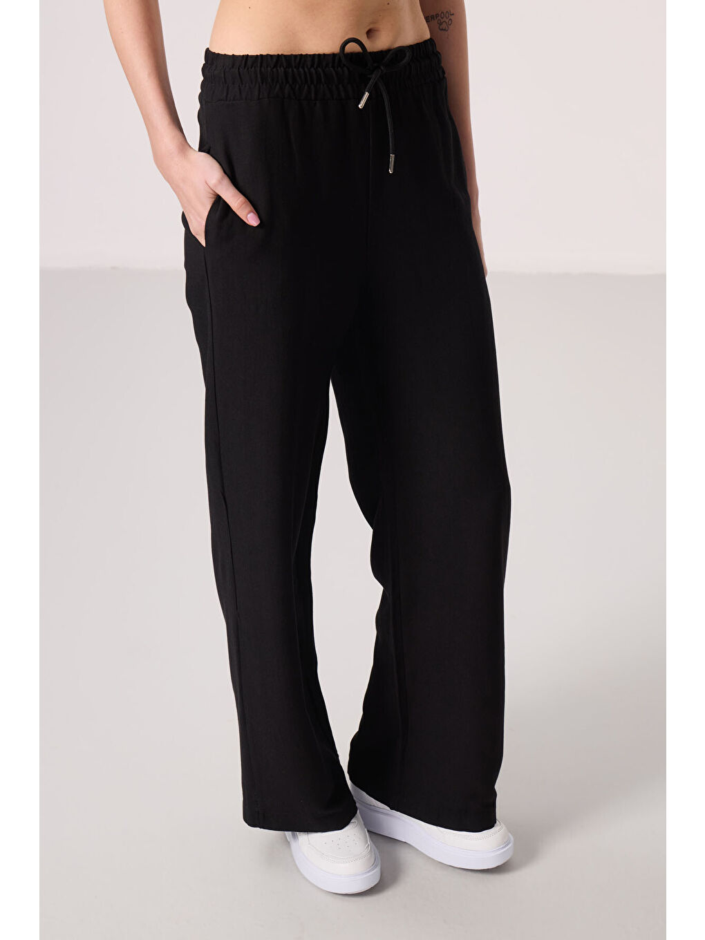 Siyah Keten Geniş Paça Rahat Form Kadın Palazzo Pantolon - 94675-3