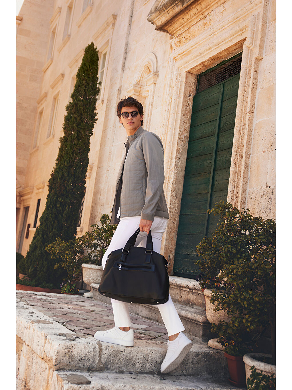 Erkek Gri Standart Fit Normal Kesim Dik Yaka Desenli Mont-2