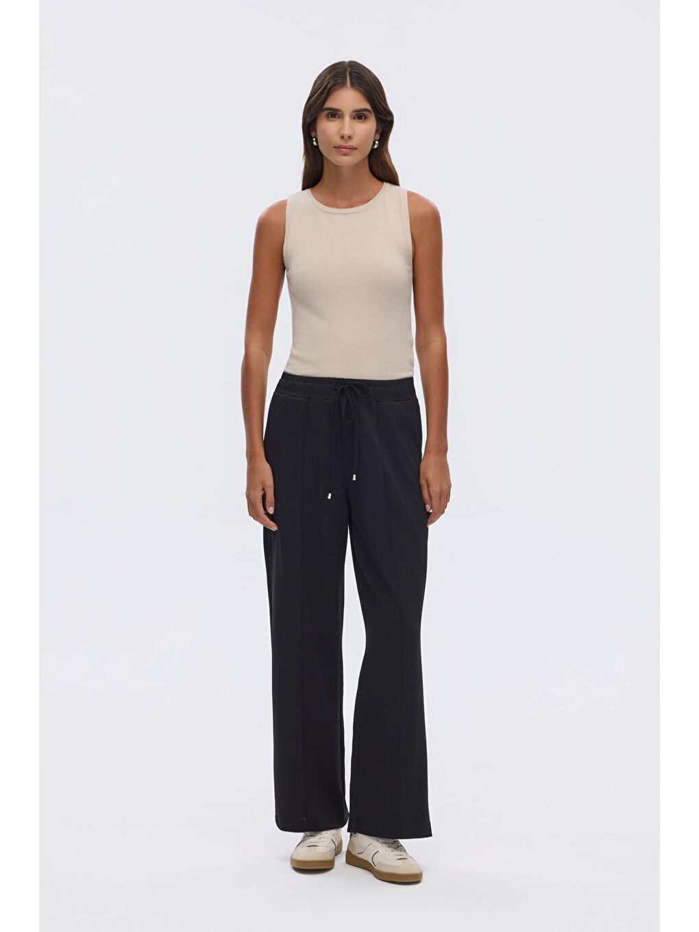 Yüksek Bel Dikiş Detaylı Krep Kumaş Pantolon Siyah-1