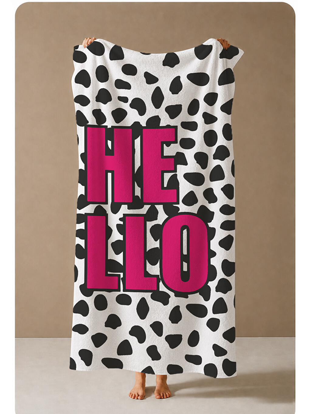 Siyah Beyaz Dalmaçya Benekli Pembe Yazılı Desenli 70x150 Cm Dijital Baskılı Plaj Ve Banyo Havlusu-3