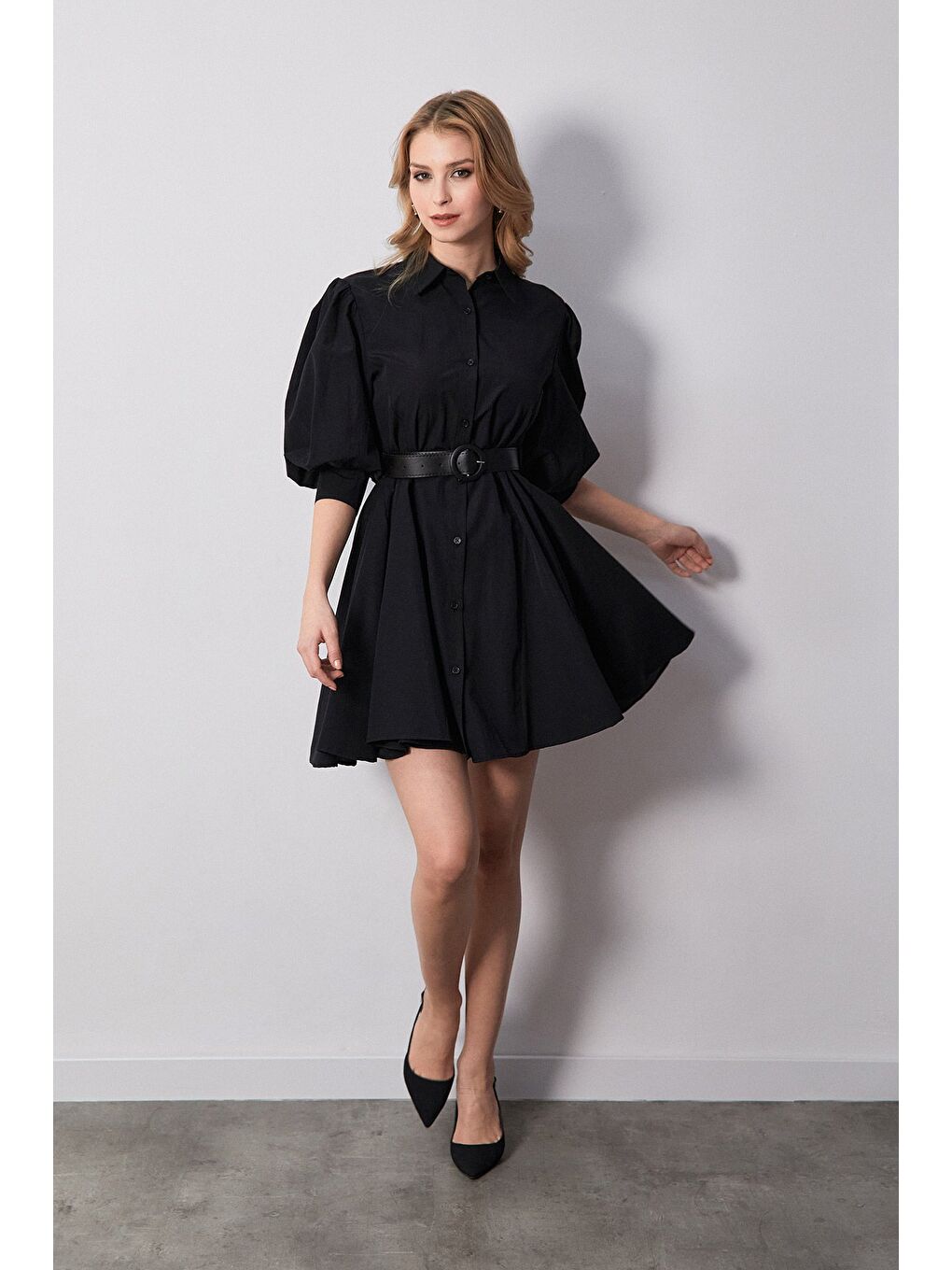 Siyah Kemerli Gömlek Yaka Balon Kol Elbise-2